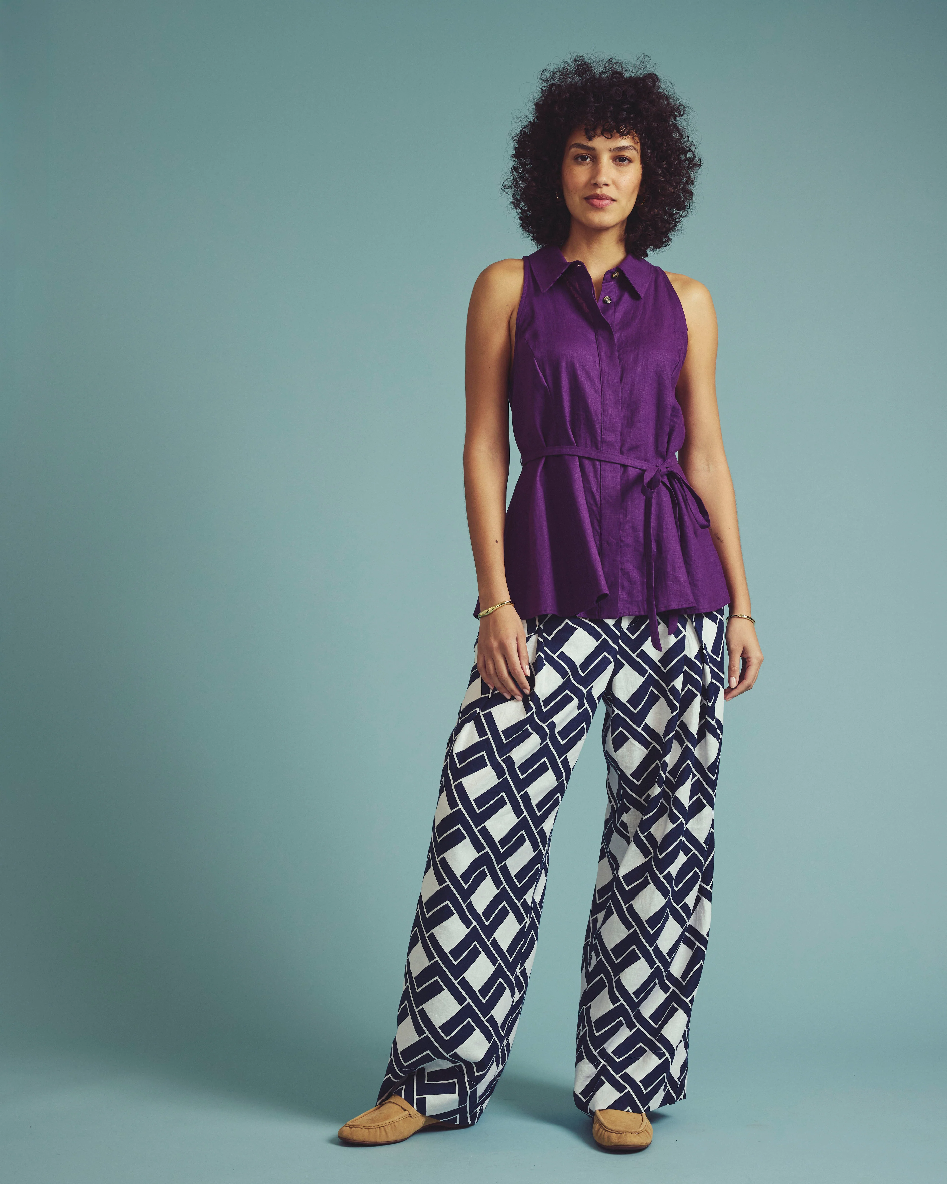 Adelaide Sleeveless Linen Shirt - Dreamy Purple - Image 2
