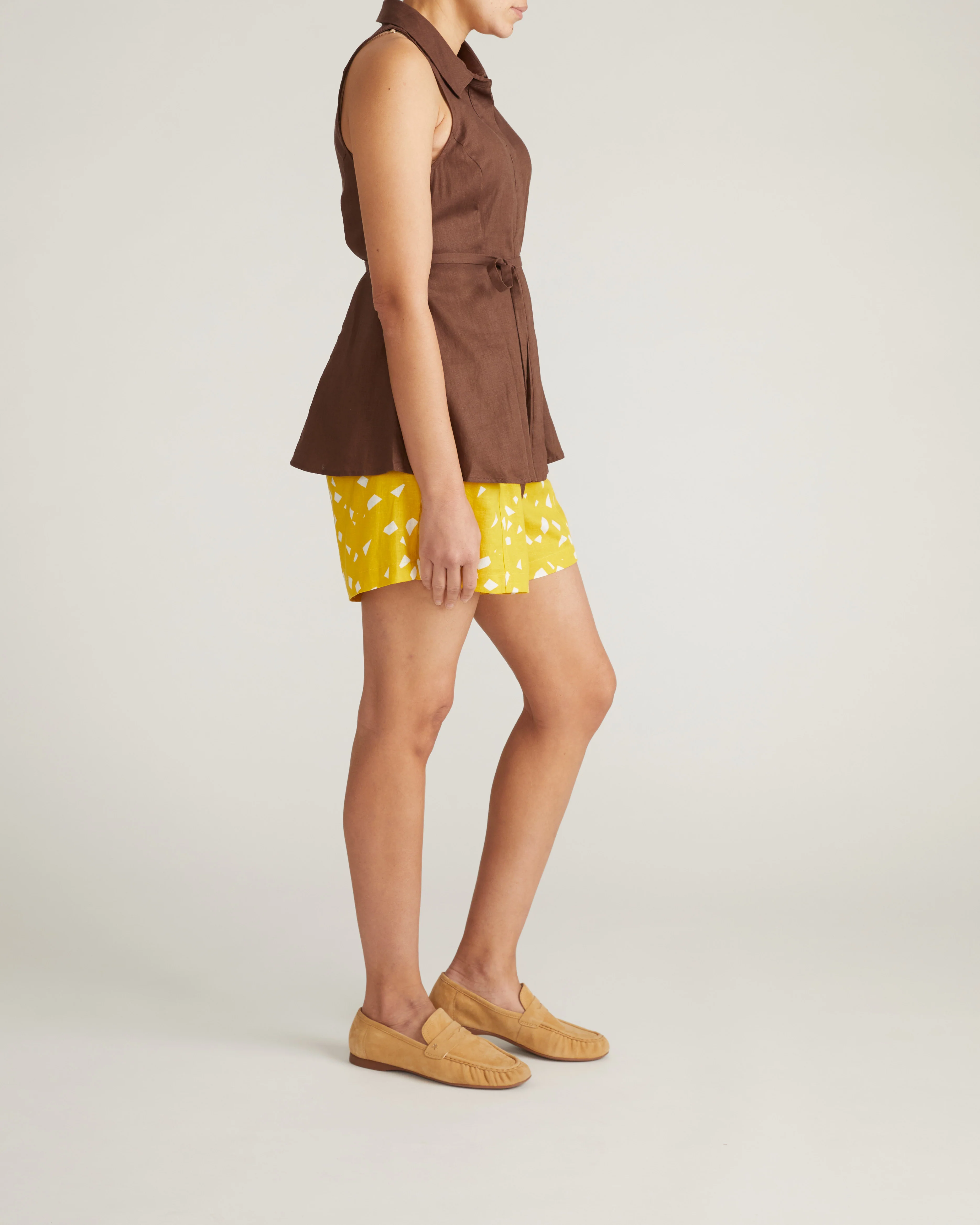 Adelaide Sleeveless Linen Shirt - Peppercorn - Image 4