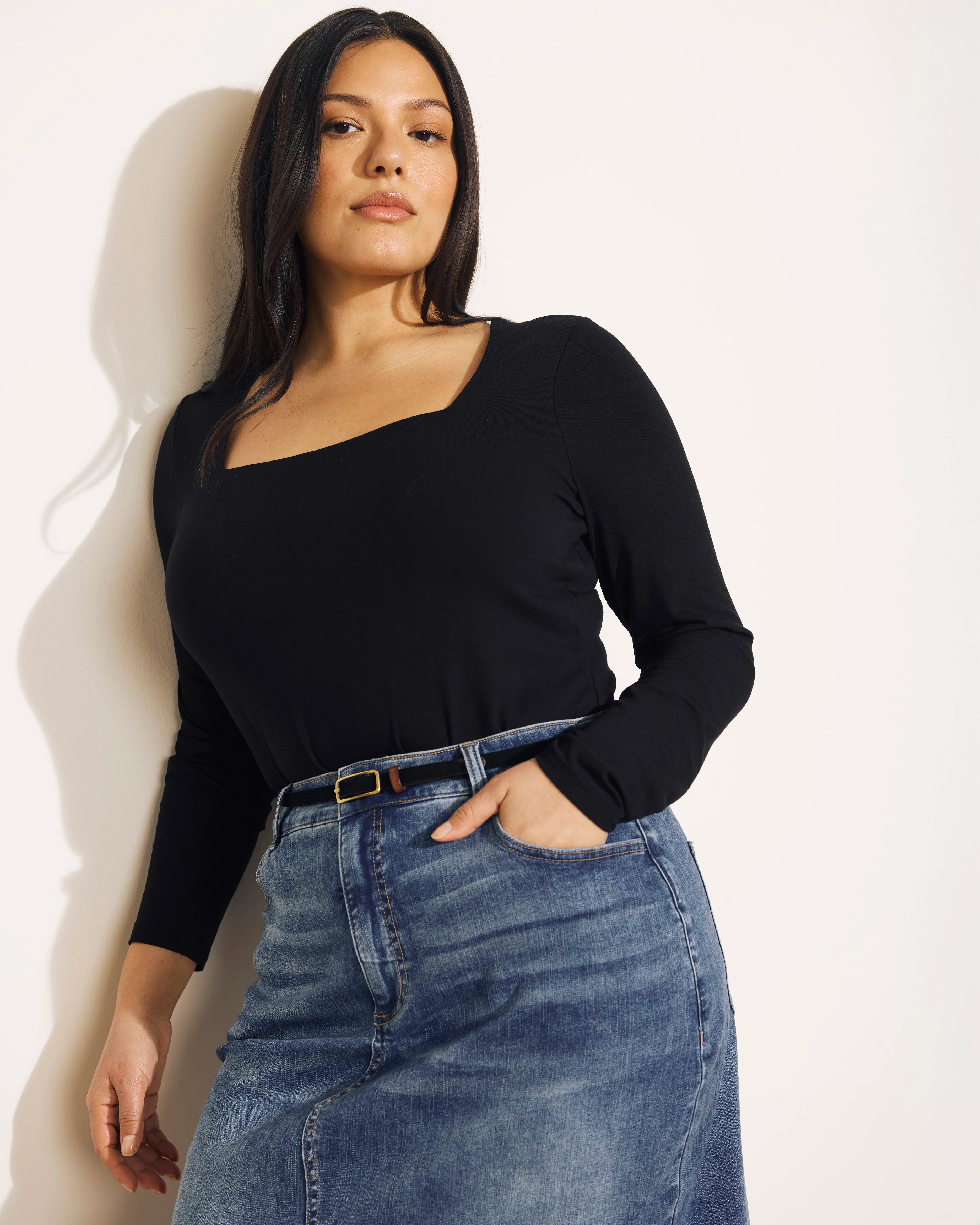 Agatha Liquid Jersey Top - Black - Image 2