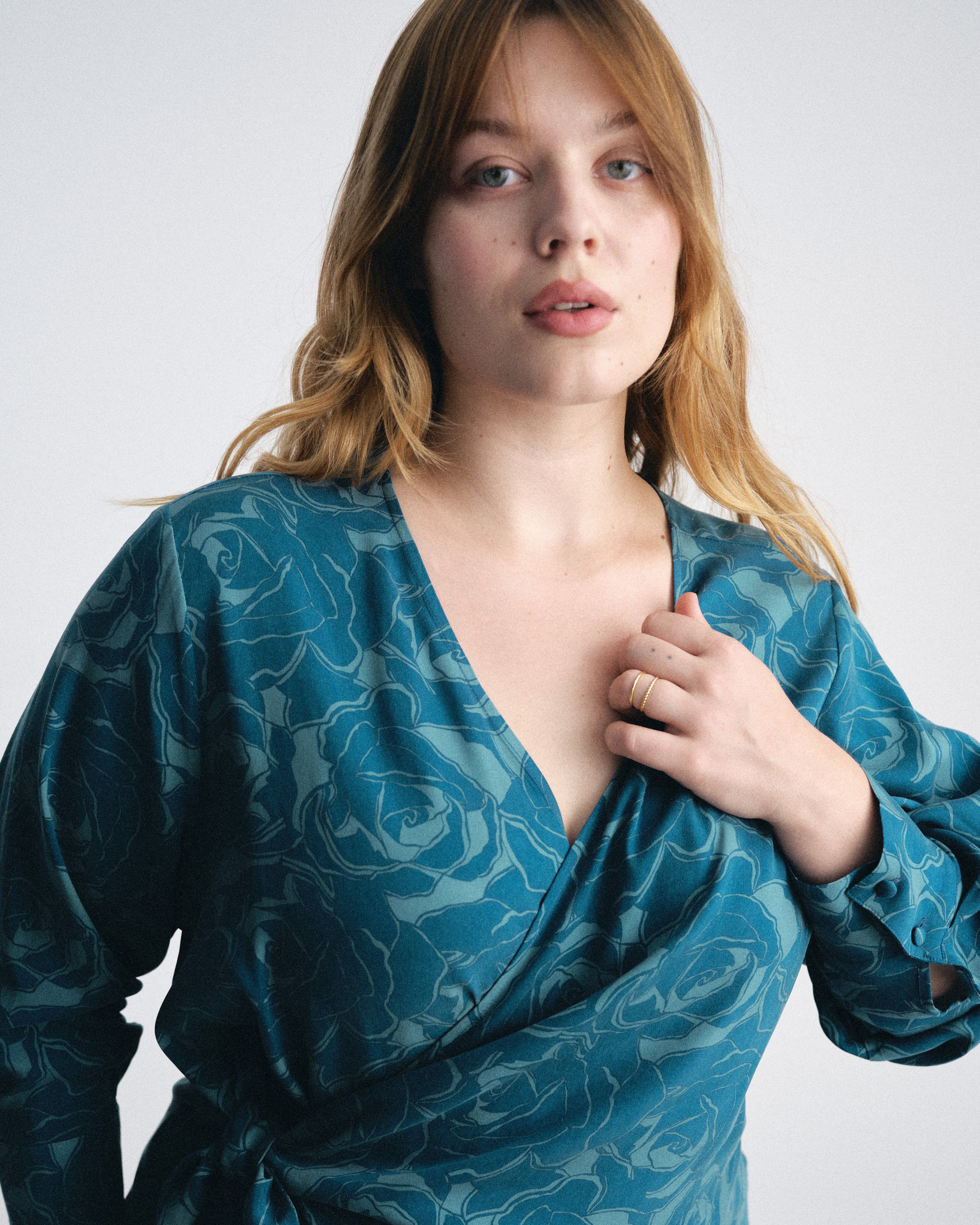 Beacon Stretch Cupro Wrap Shirt - Rose Print in Deep Teal - Image 3