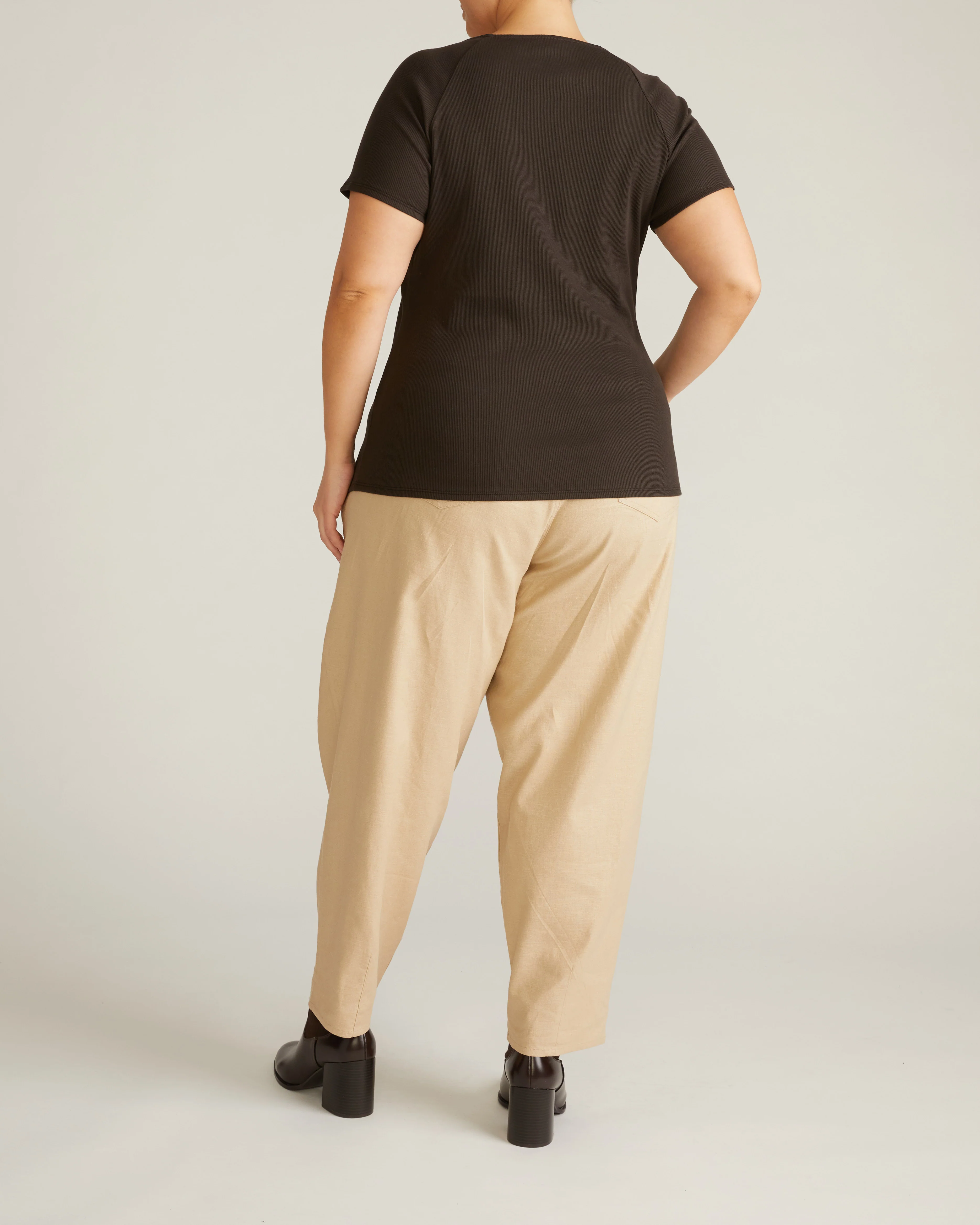 Carey Ribbed Sweetheart Tee - Espresso - Image 7
