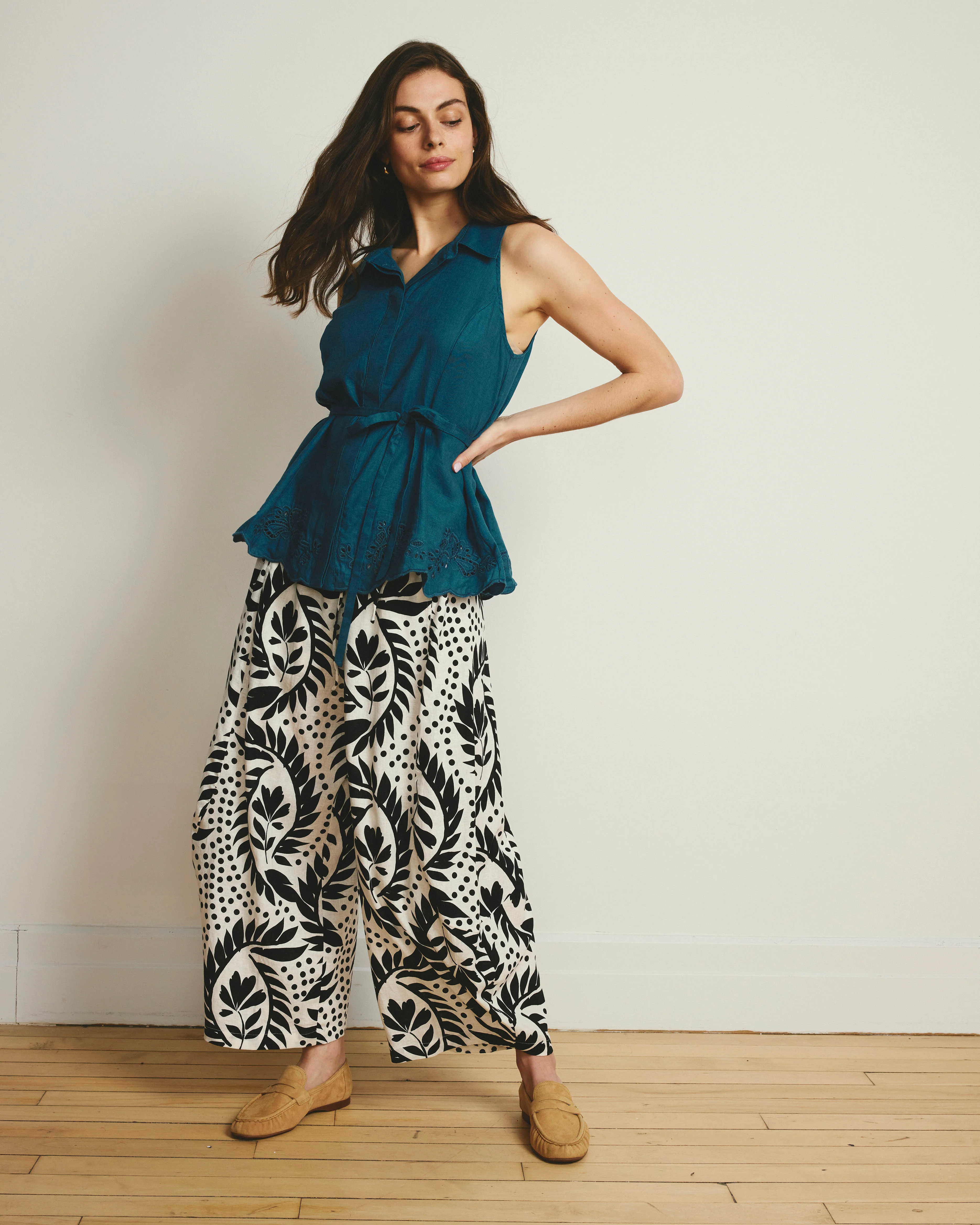 Cosma Barrel Leg Linen Pants - Vine Print - Image 2
