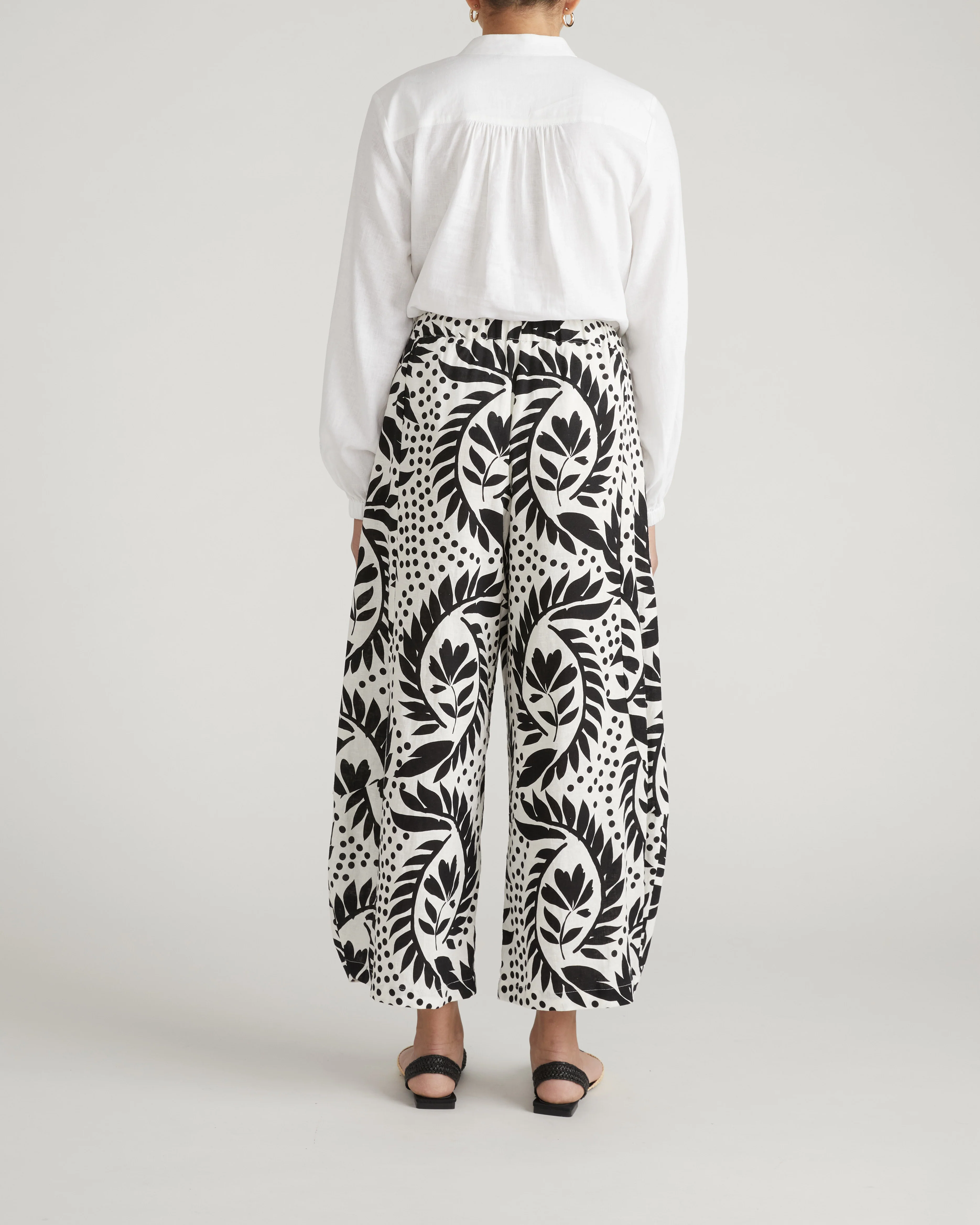 Cosma Barrel Leg Linen Pants - Vine Print - Image 7