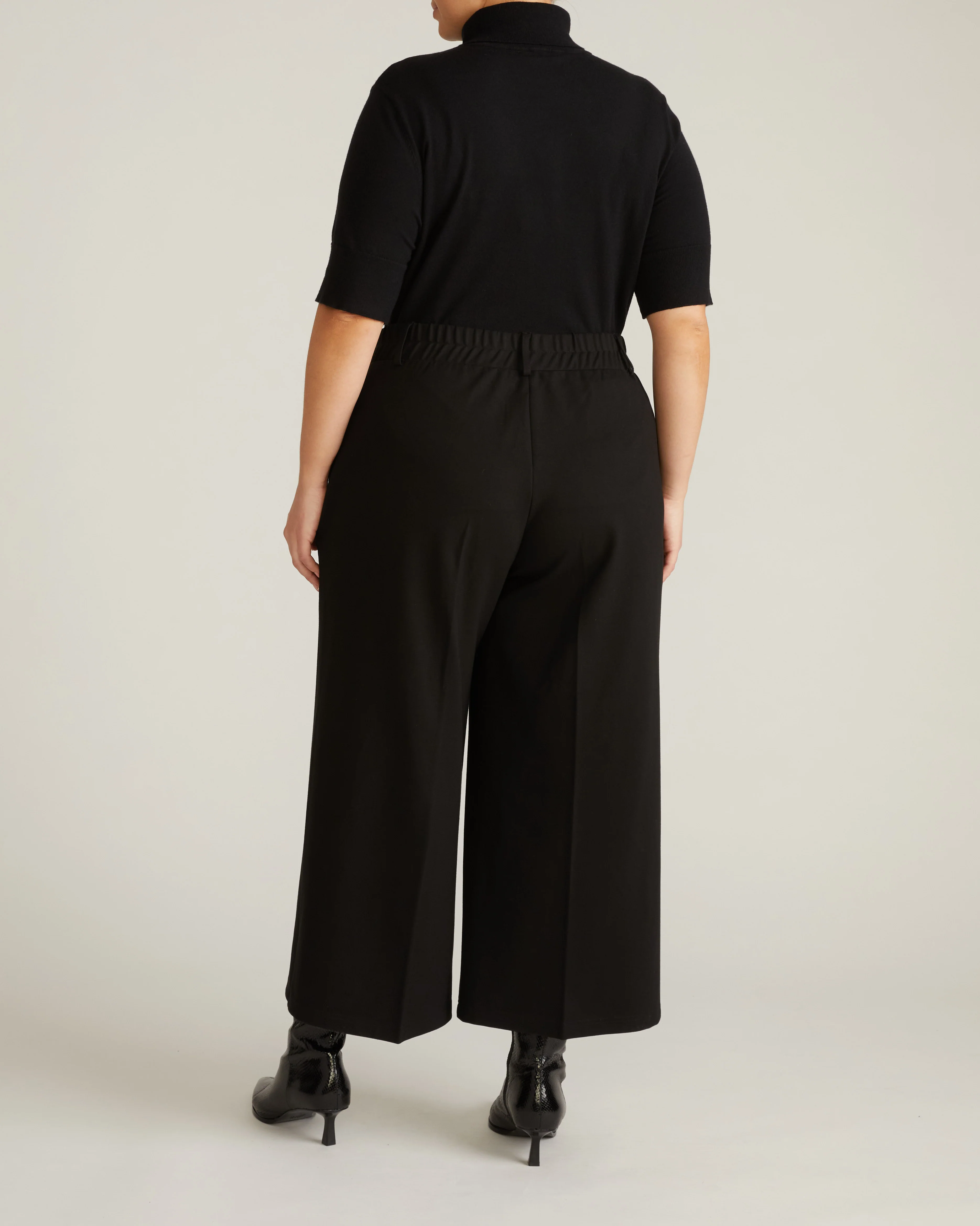 Cropped Wide Leg Ponte Pants - Black - Image 6