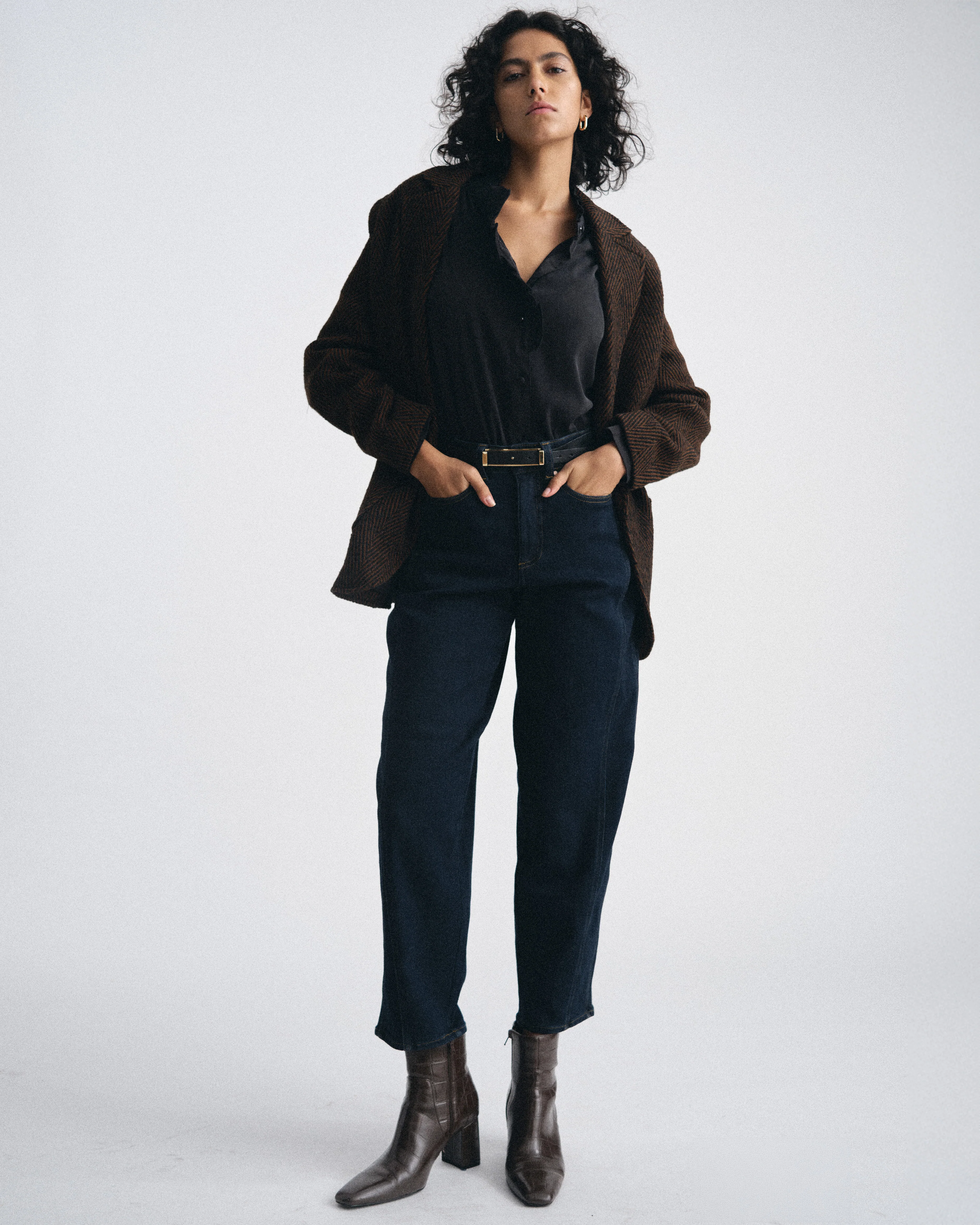Dakota Cropped Barrel Leg Jeans - Dark Indigo - Image 7