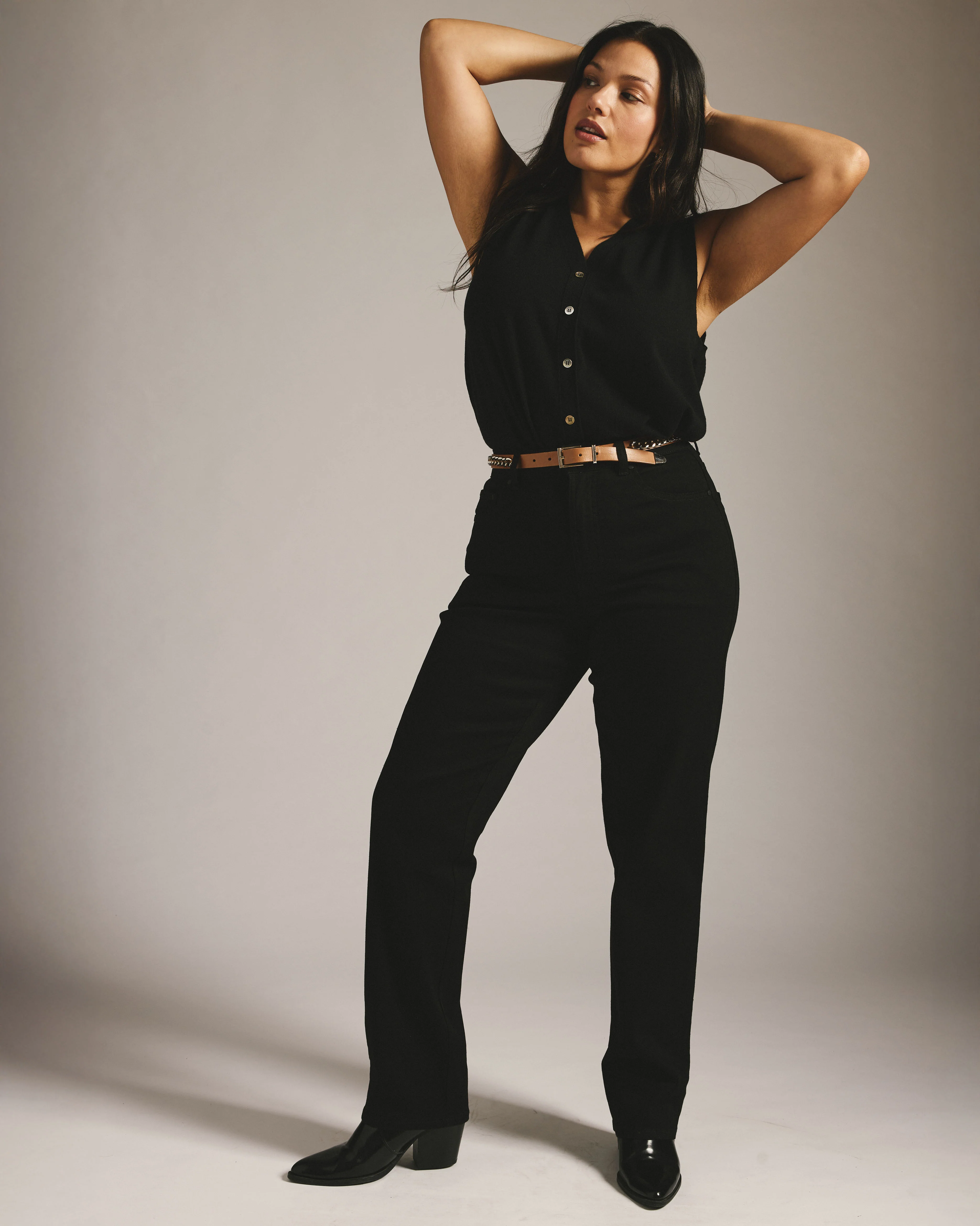 Donna High Rise Curve Straight Leg Jeans 32 Inch - Jet Black - Image 3