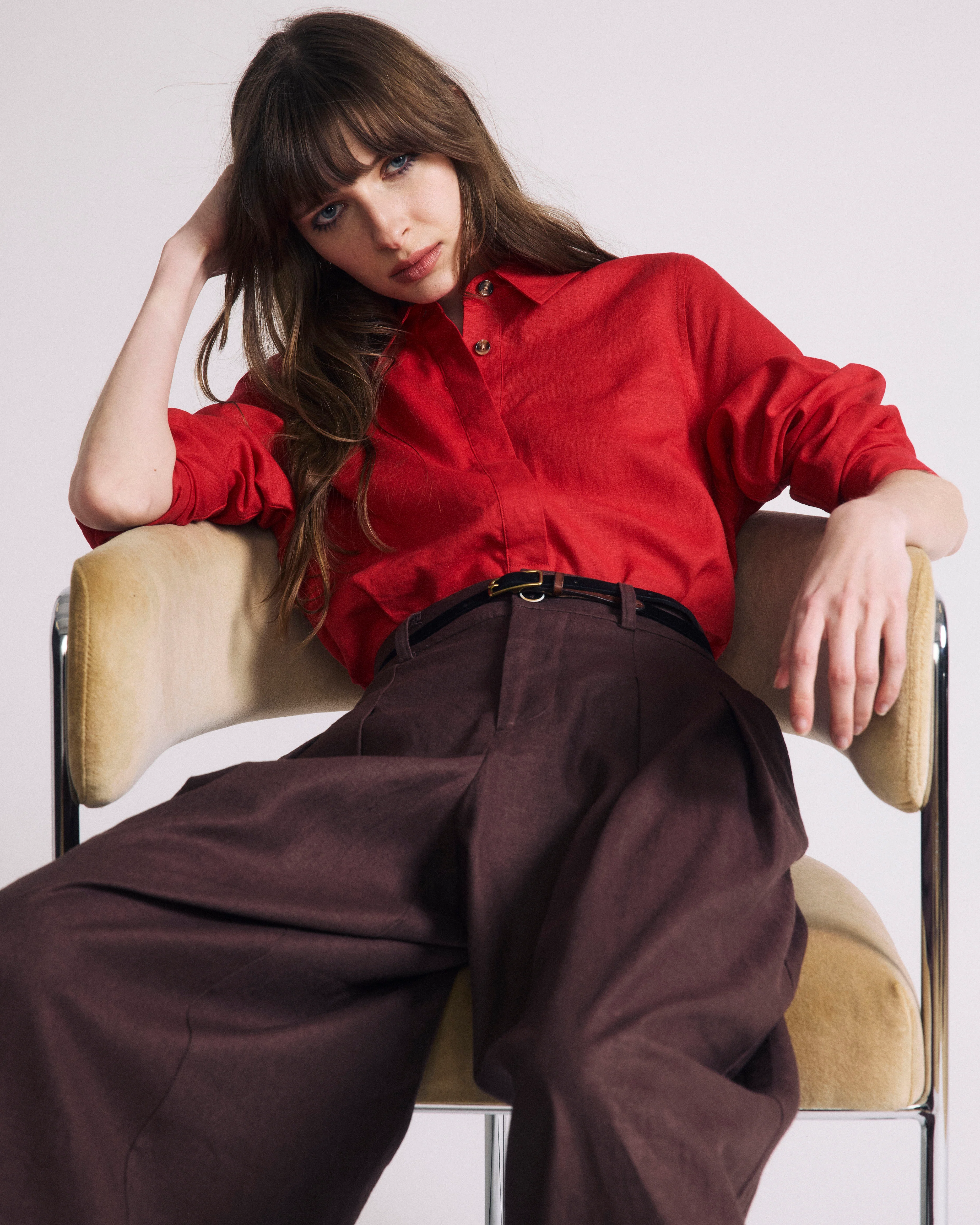 Elbe Popover Stretch Linen Shirt - Brilliant Red - Image 3