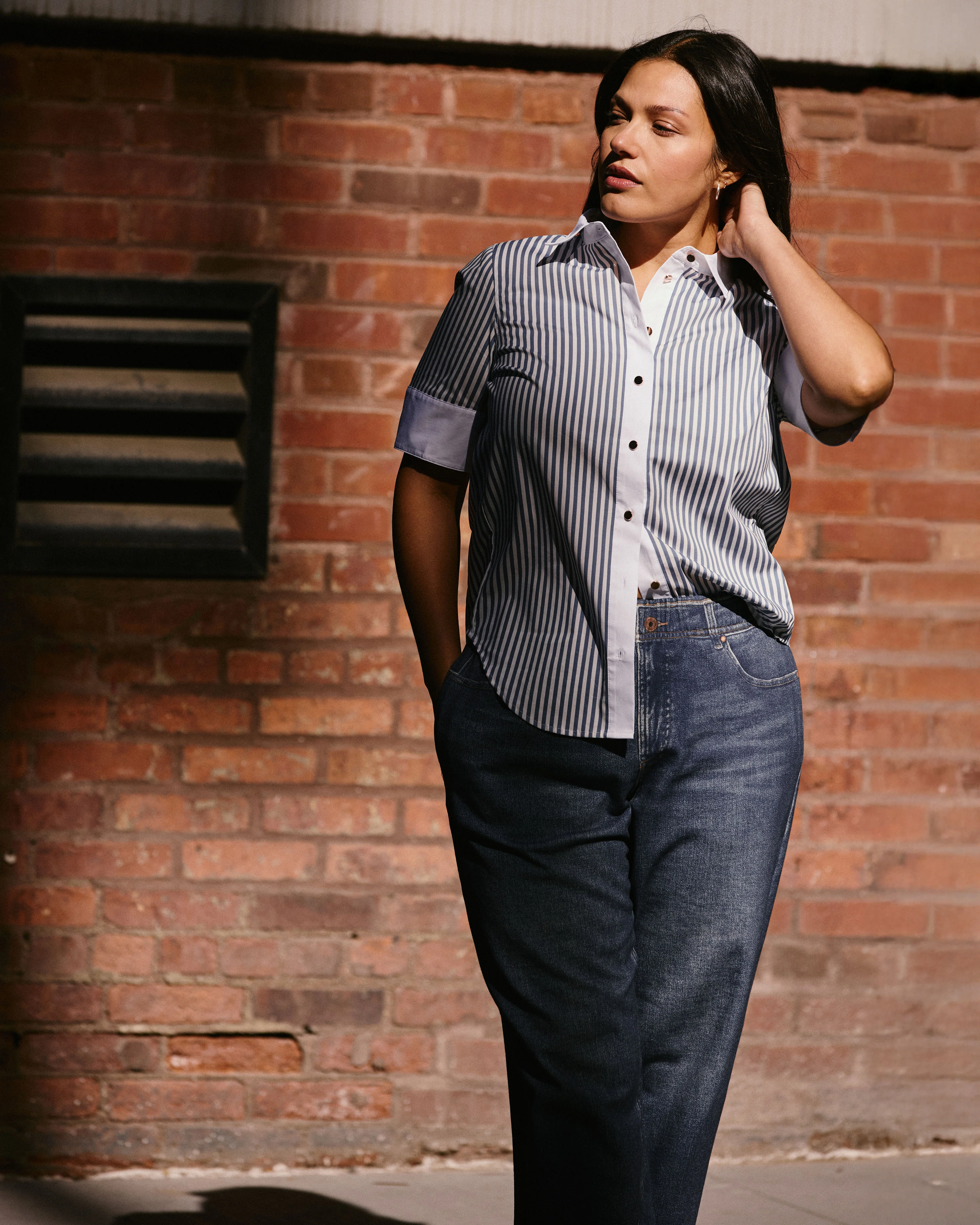 Elbe Stretch Poplin Short Sleeve Shirt - Blue Stripe with Contrast White - Image 3