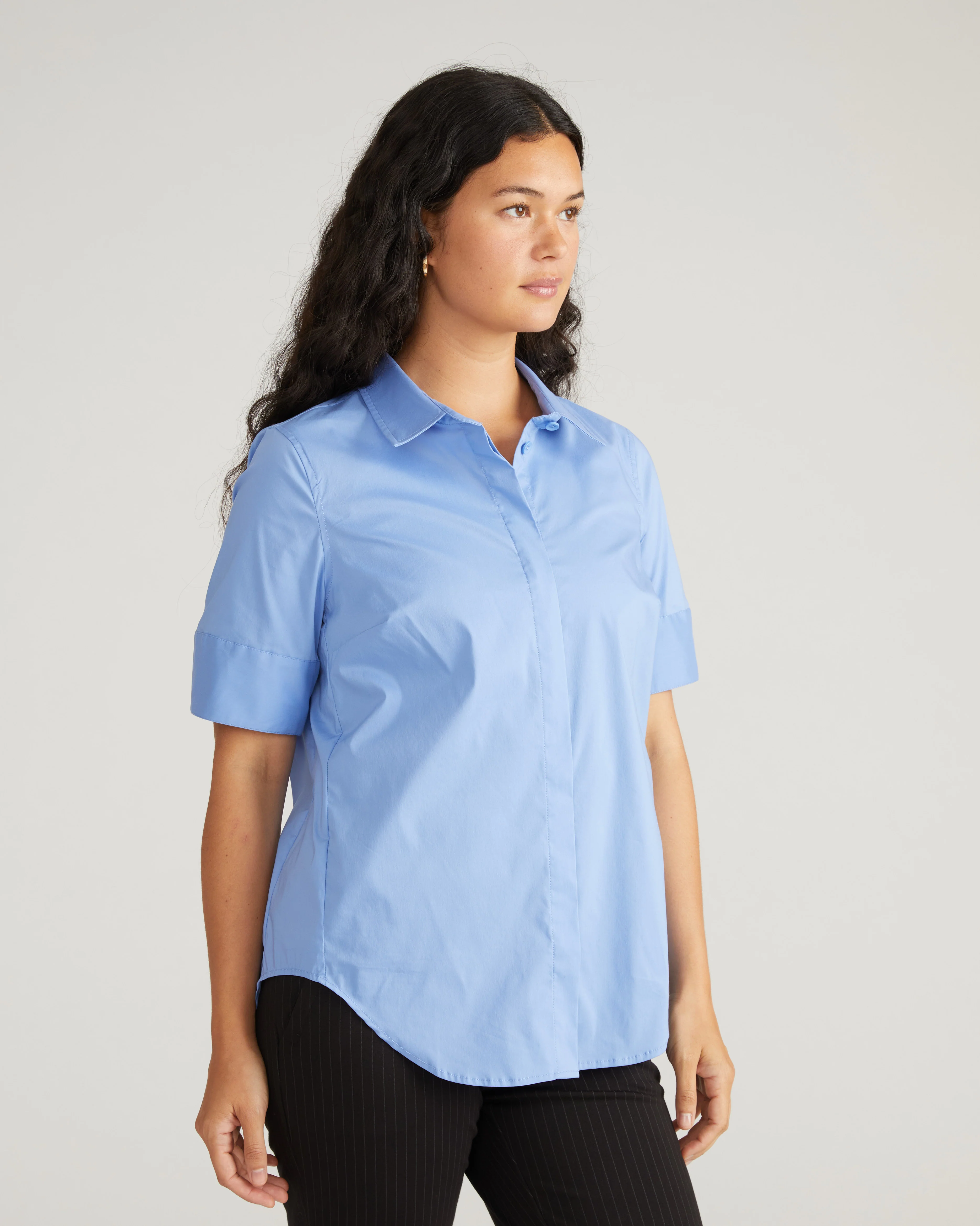 Elbe Stretch Poplin Short Sleeve Shirt - Soft Blue - Image 9