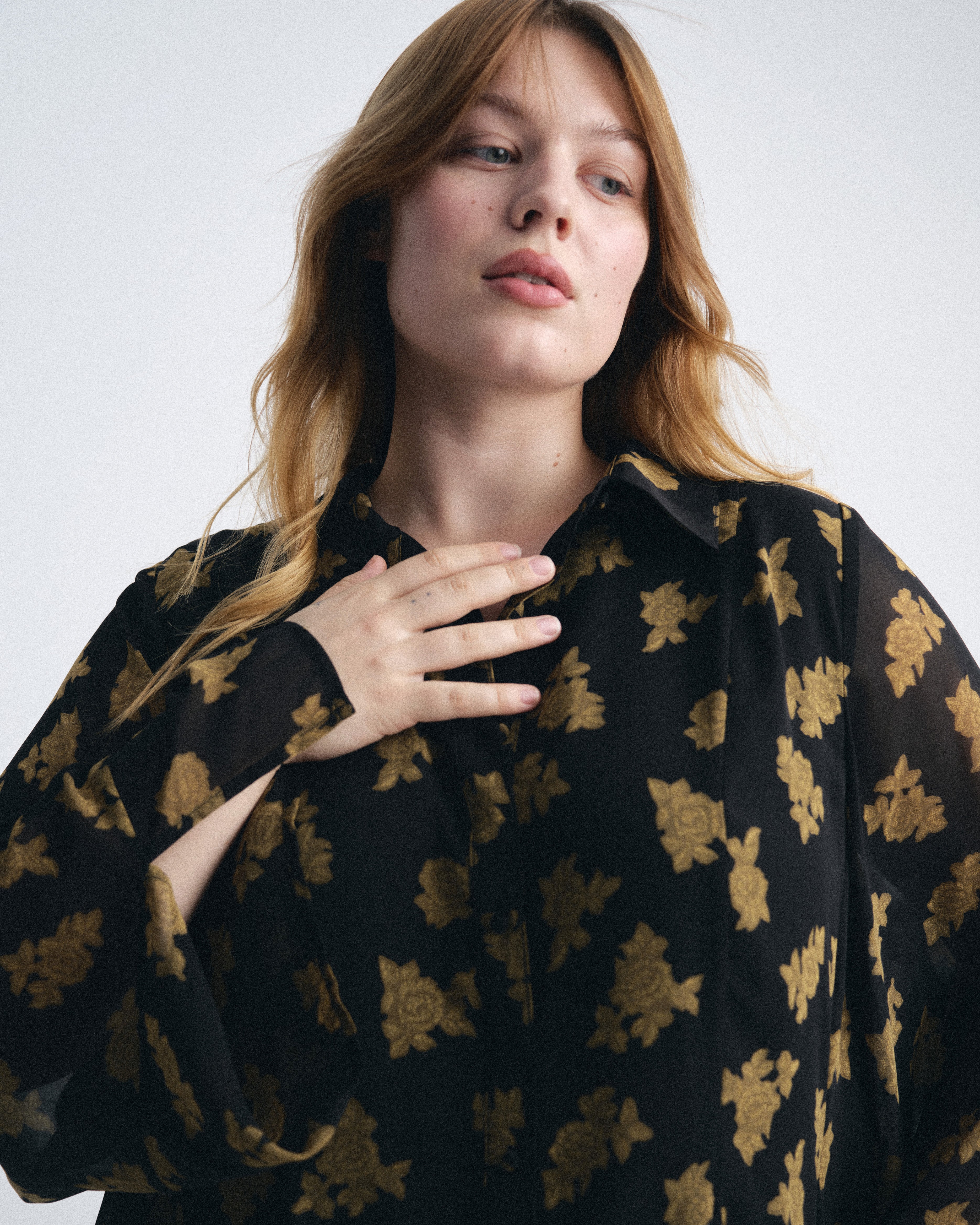 Evie Chiffon Blouse - Gold Heirloom Print - Image 4