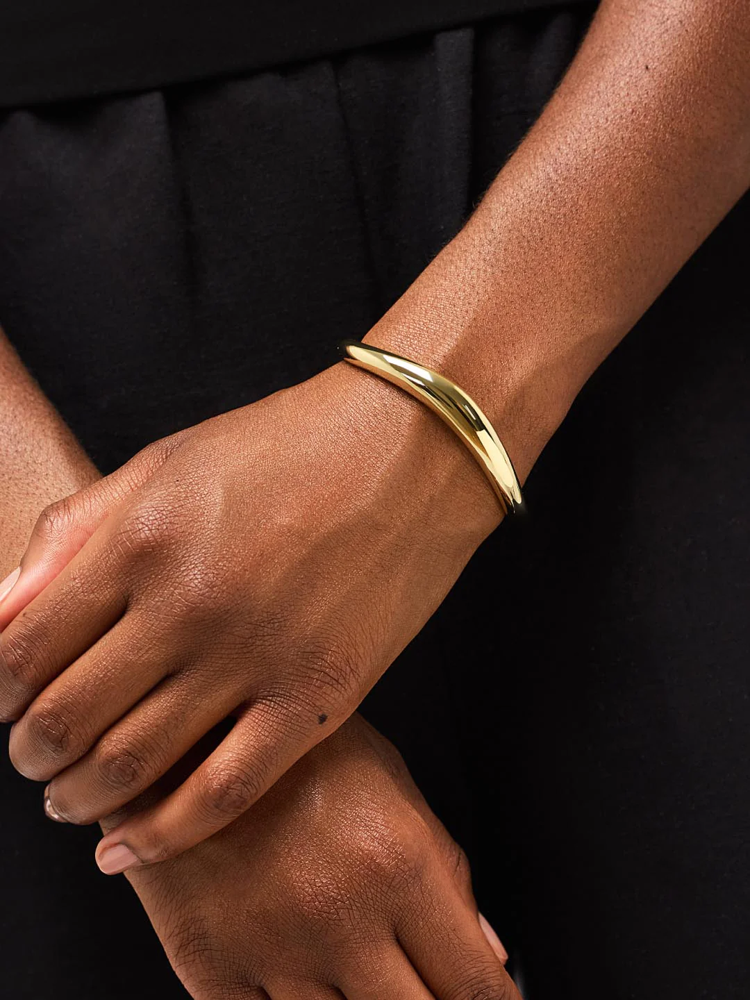 Ana Luisa Gold Bangle Bracelet - Talia - Image 4