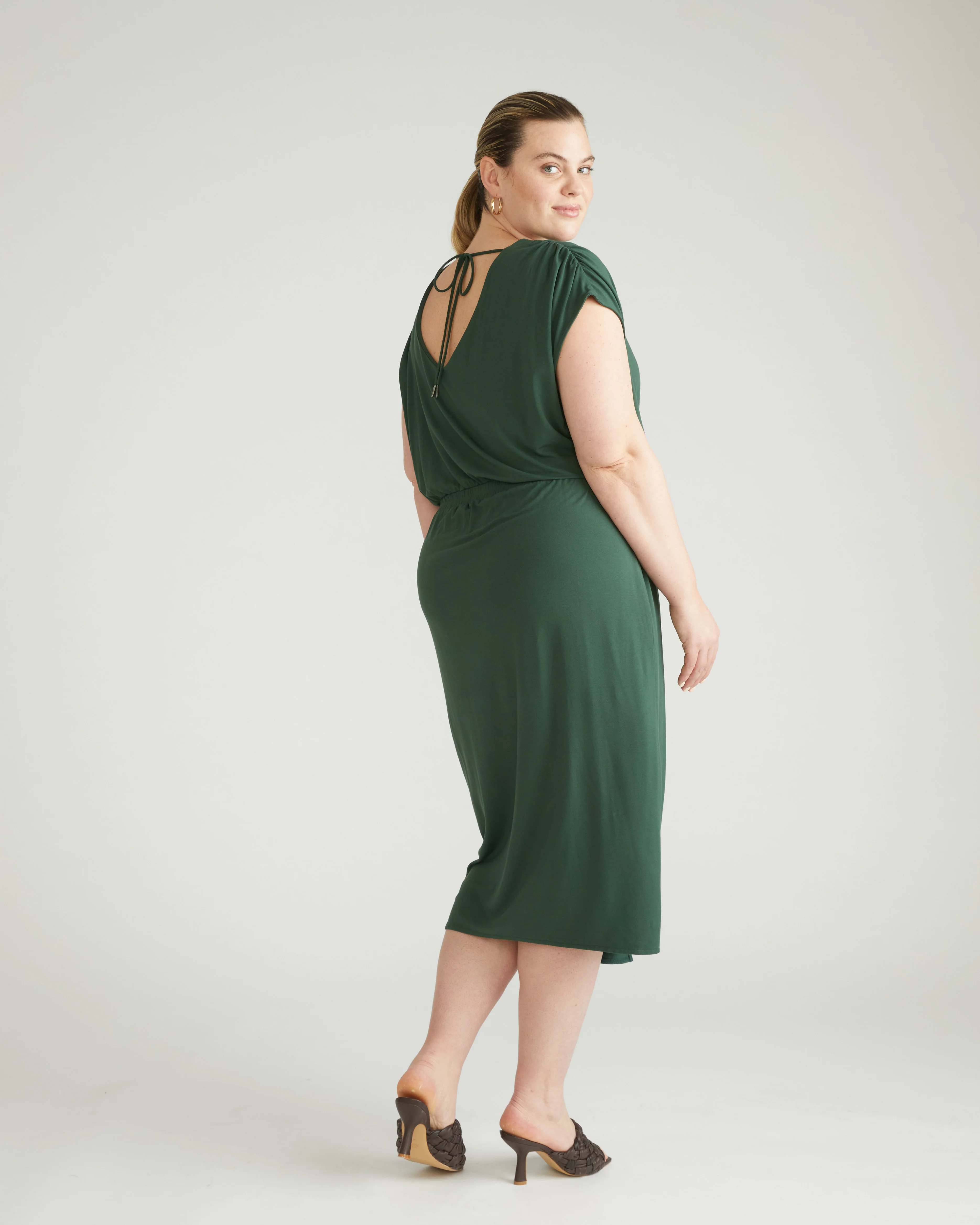 Havana Divine Jersey Dress - Conifer - Image 7