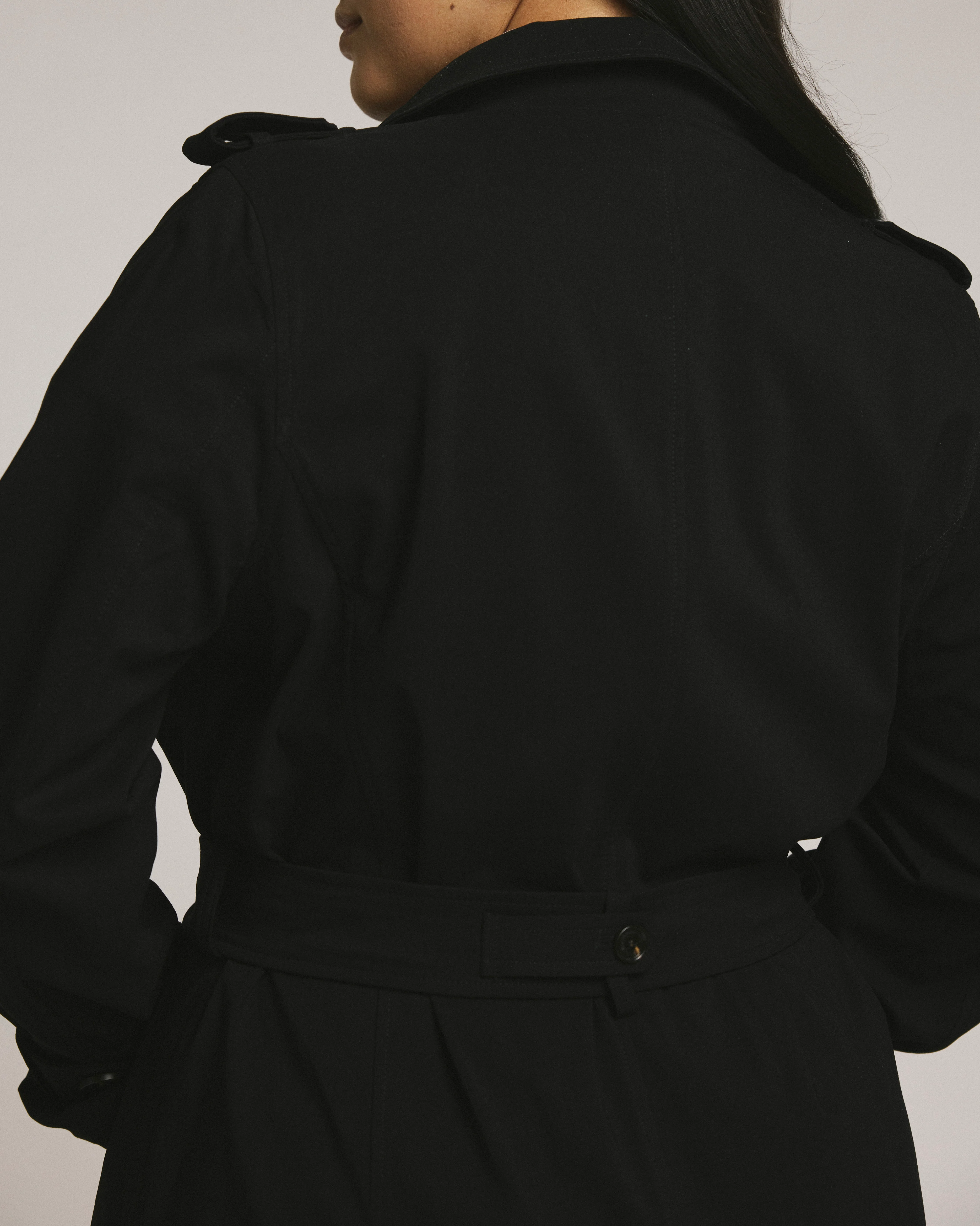 Henning x US Park Soft Trench - Black - Image 3
