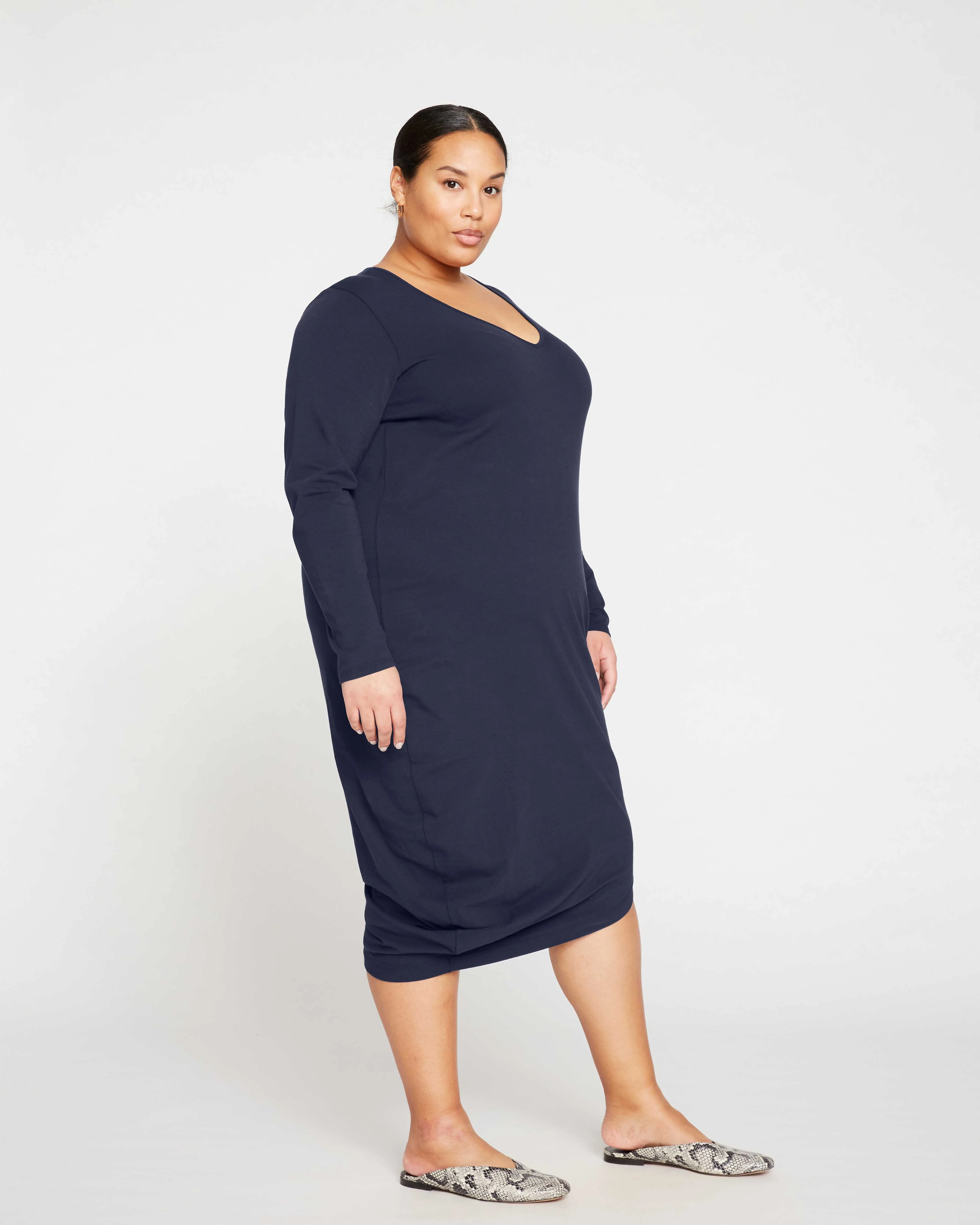 Iconic Long Sleeve V-Neck Geneva Dress - Midnight - Image 3