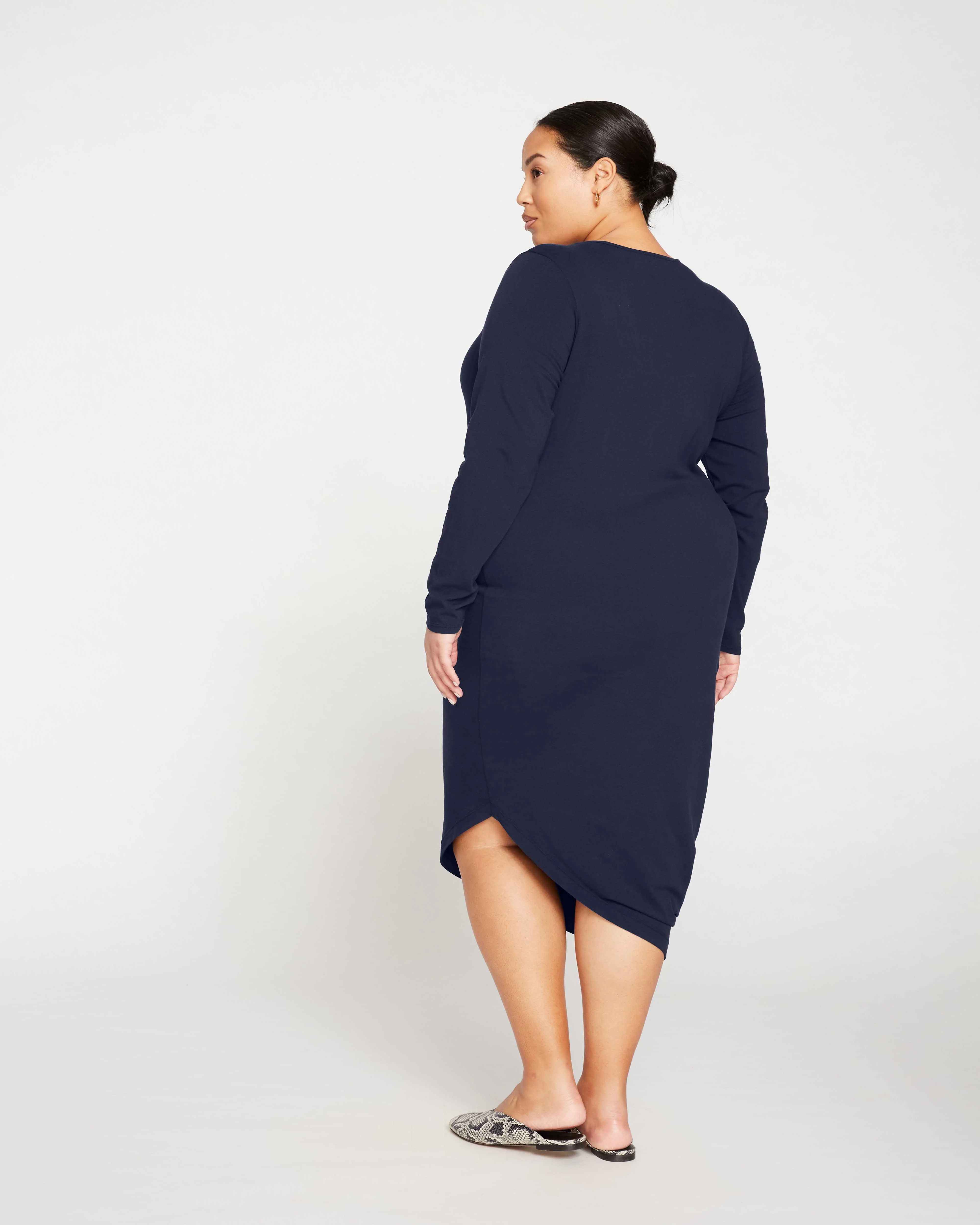 Iconic Long Sleeve V-Neck Geneva Dress - Midnight - Image 4