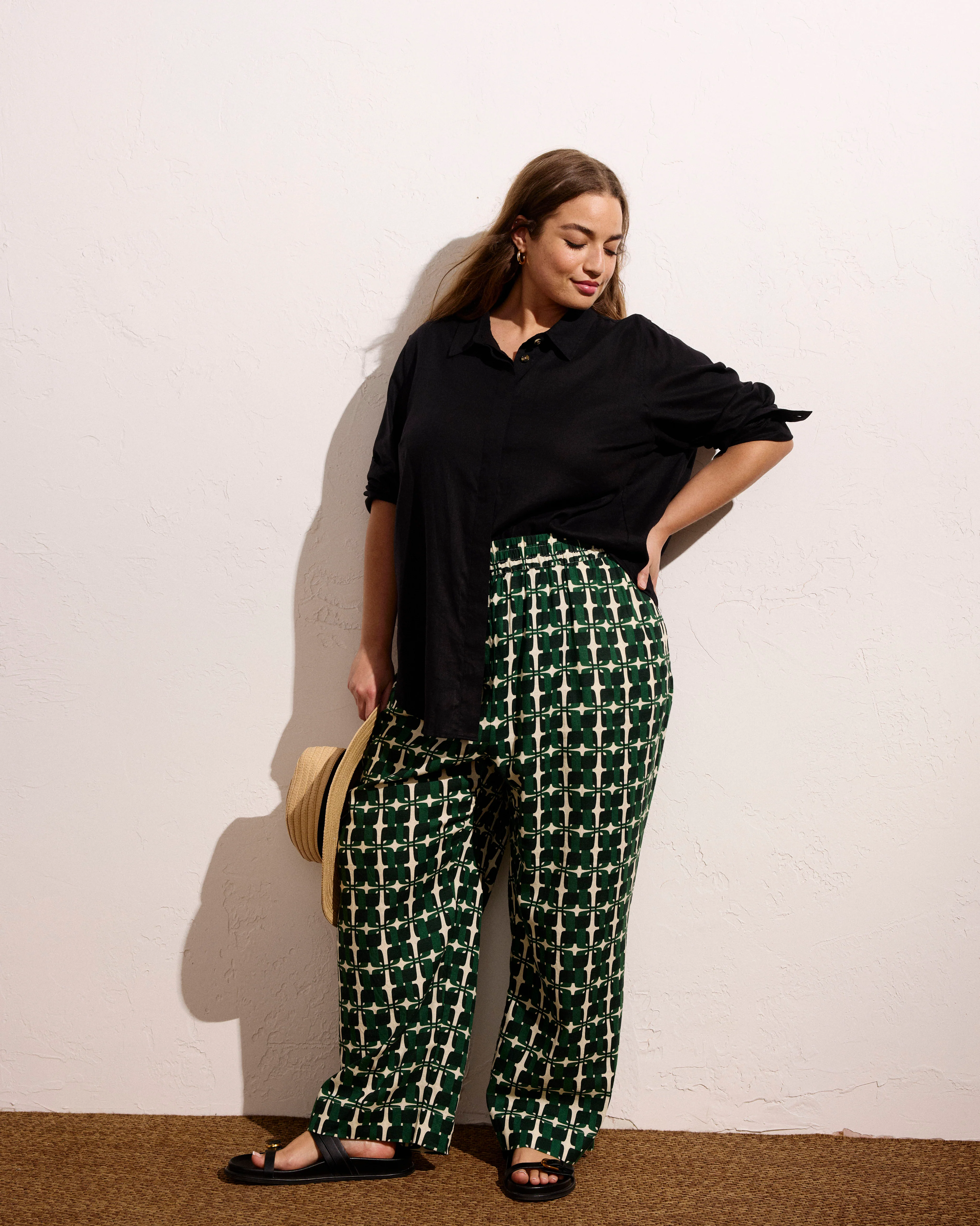 Iris Linen Easy Pull-On Pants - Green Trellis Print - Image 3