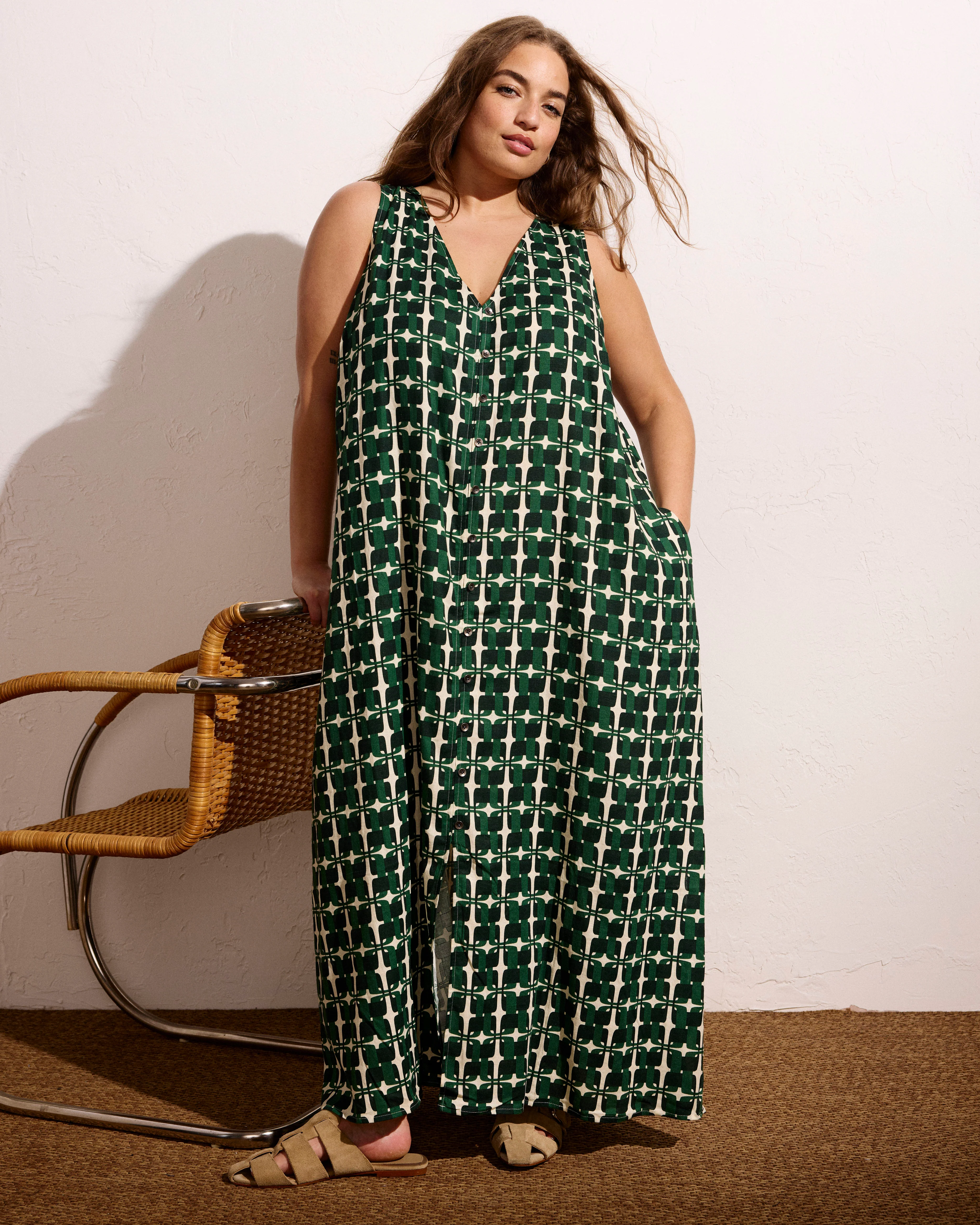 Islet Button-Down Linen Maxi Dress - Green Trellis Print - Image 3