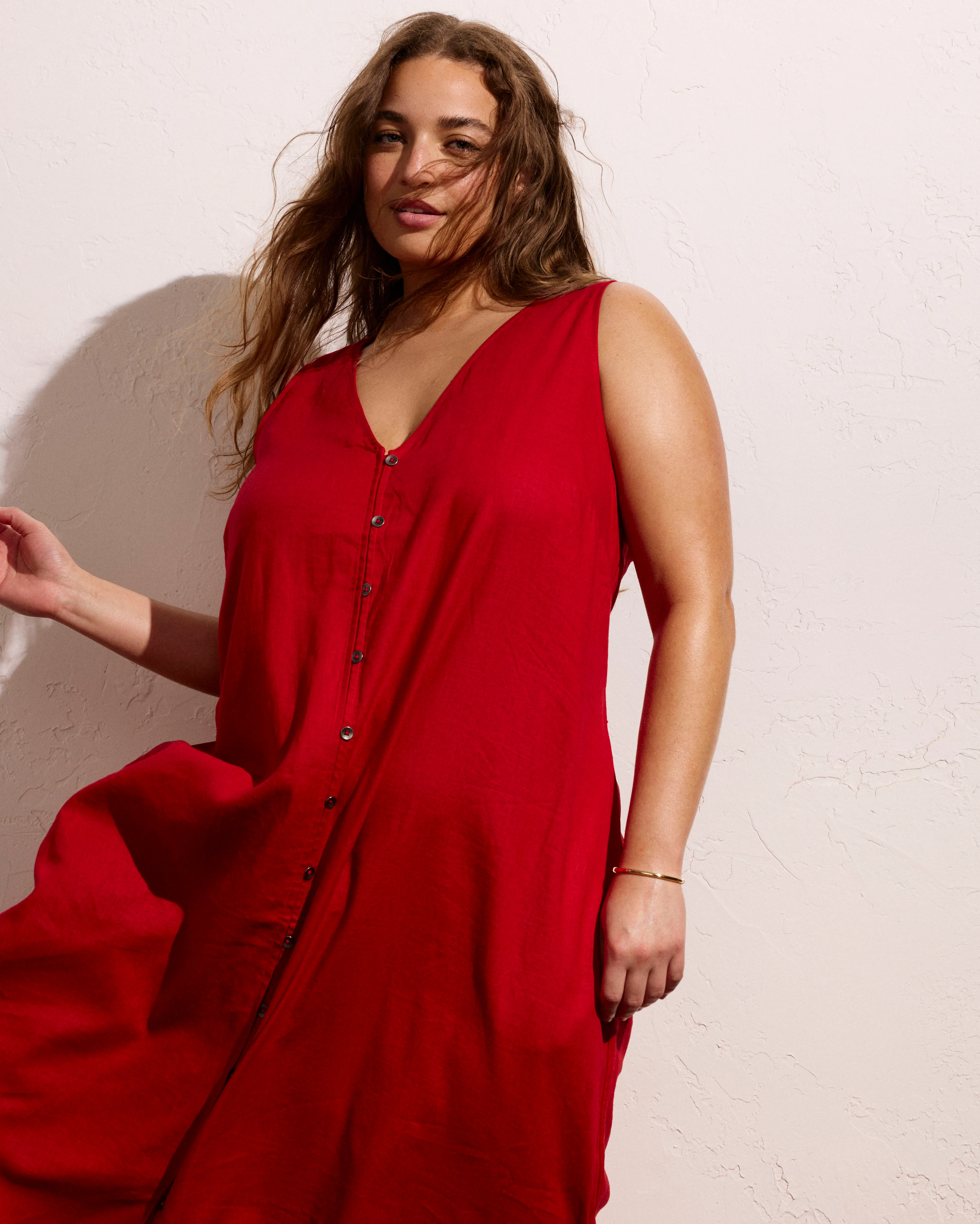 Islet Button-Down Linen Maxi Dress - Ruby Red - Image 3