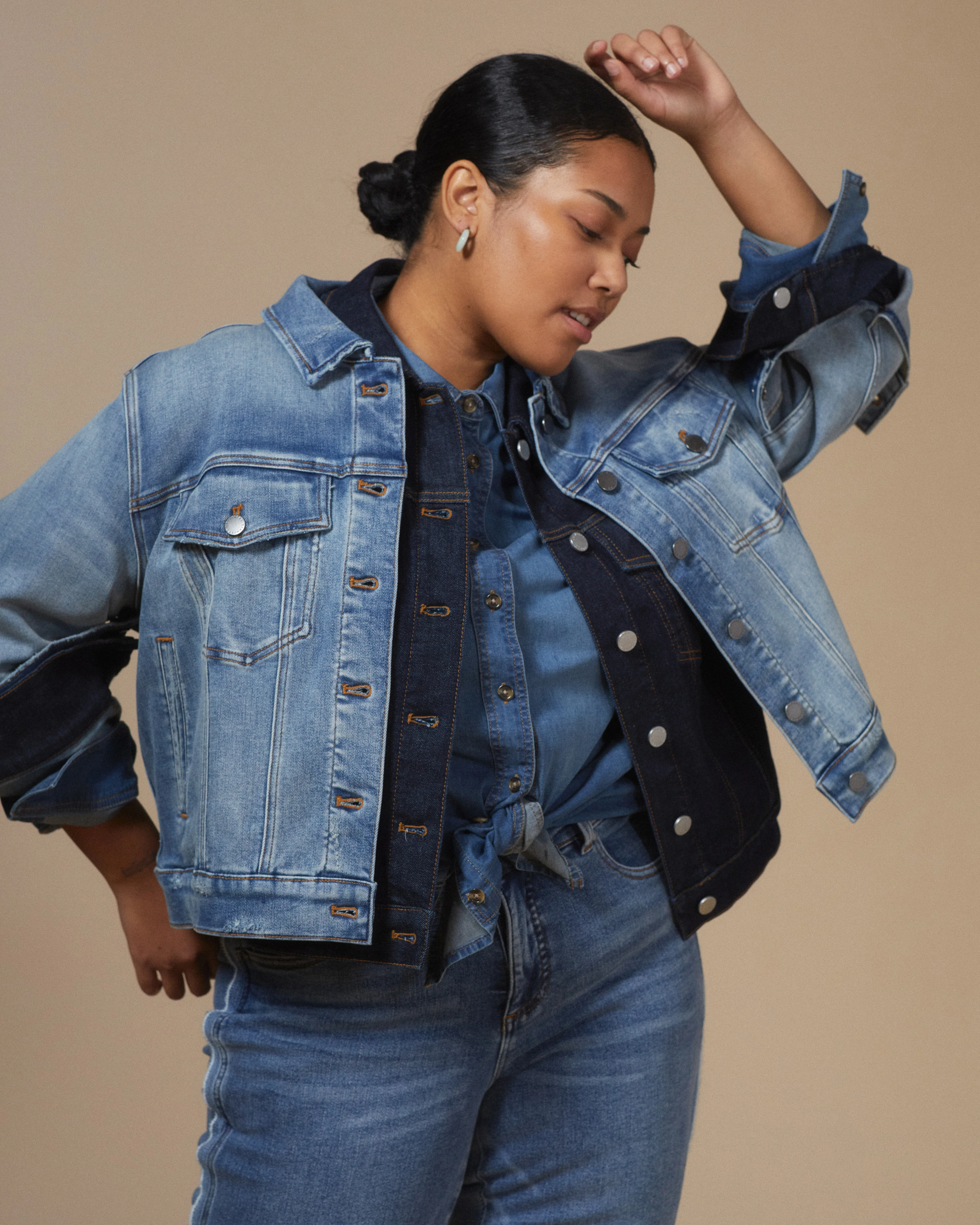 Kelsey Denim Jacket - Light Blue - Image 4