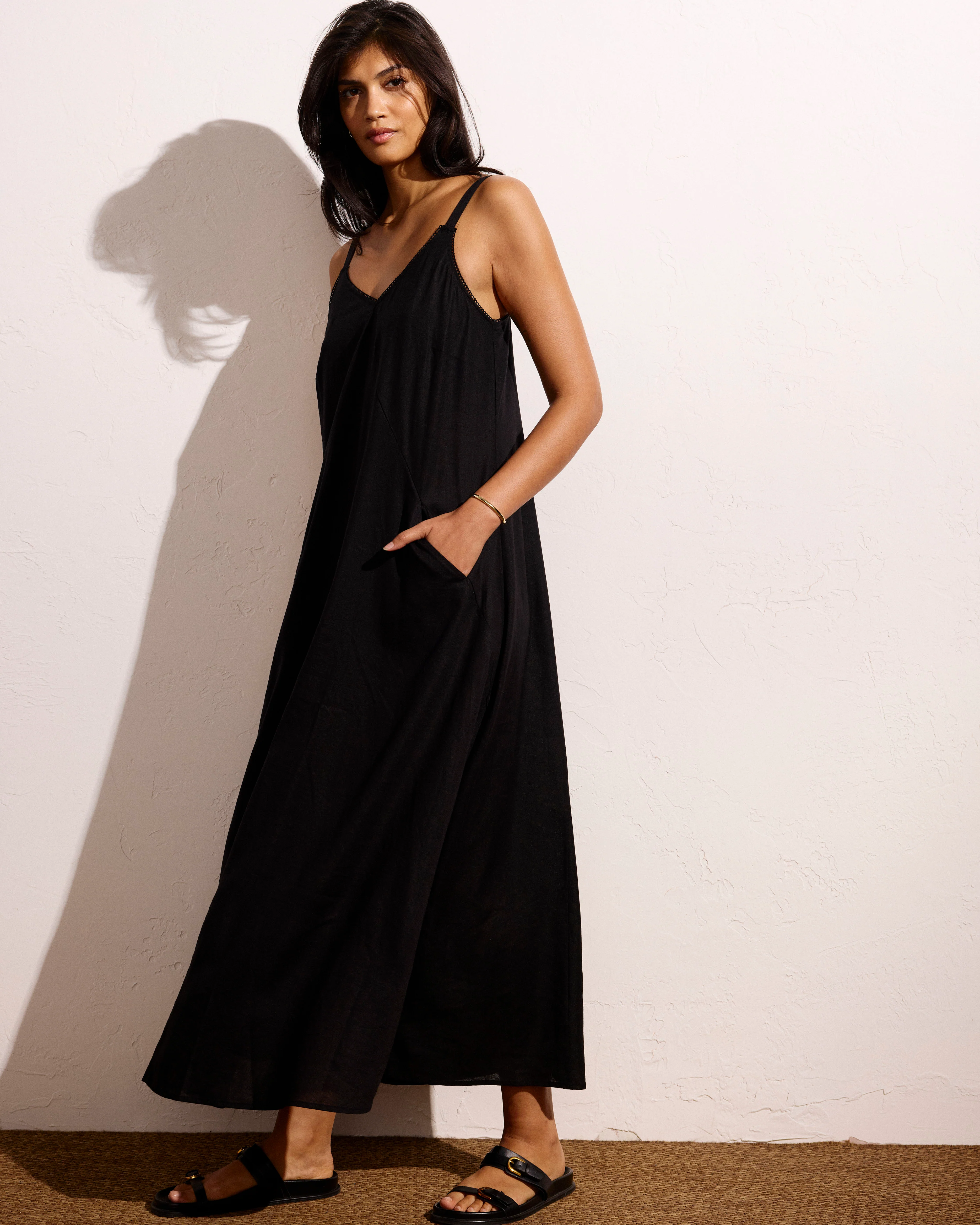 Kite Linen Dress - Black - Image 4