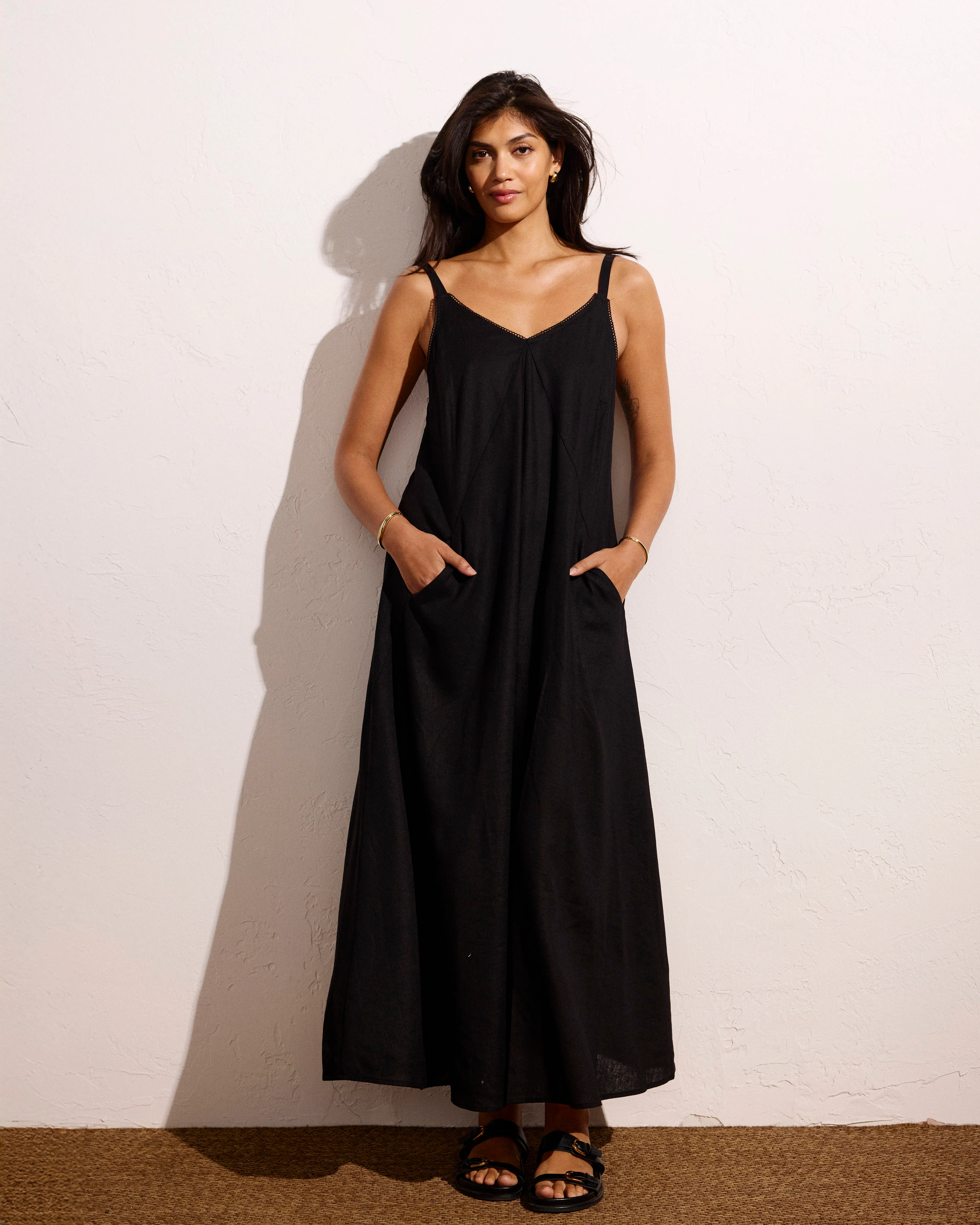 Kite Linen Dress - Black - Image 5