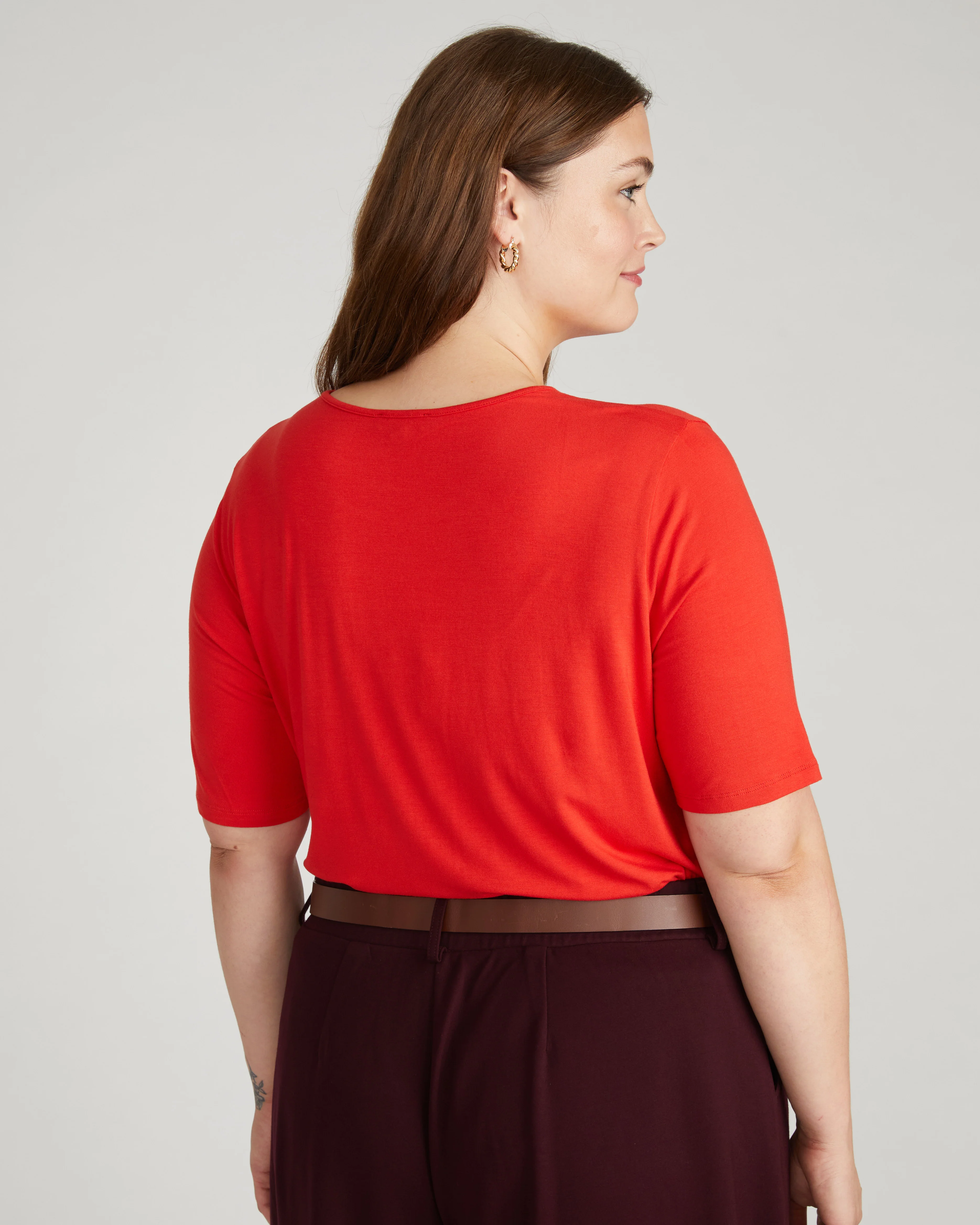 Lily Liquid Jersey Crew Neck Stovepipe Tee - Lipstick - Image 4