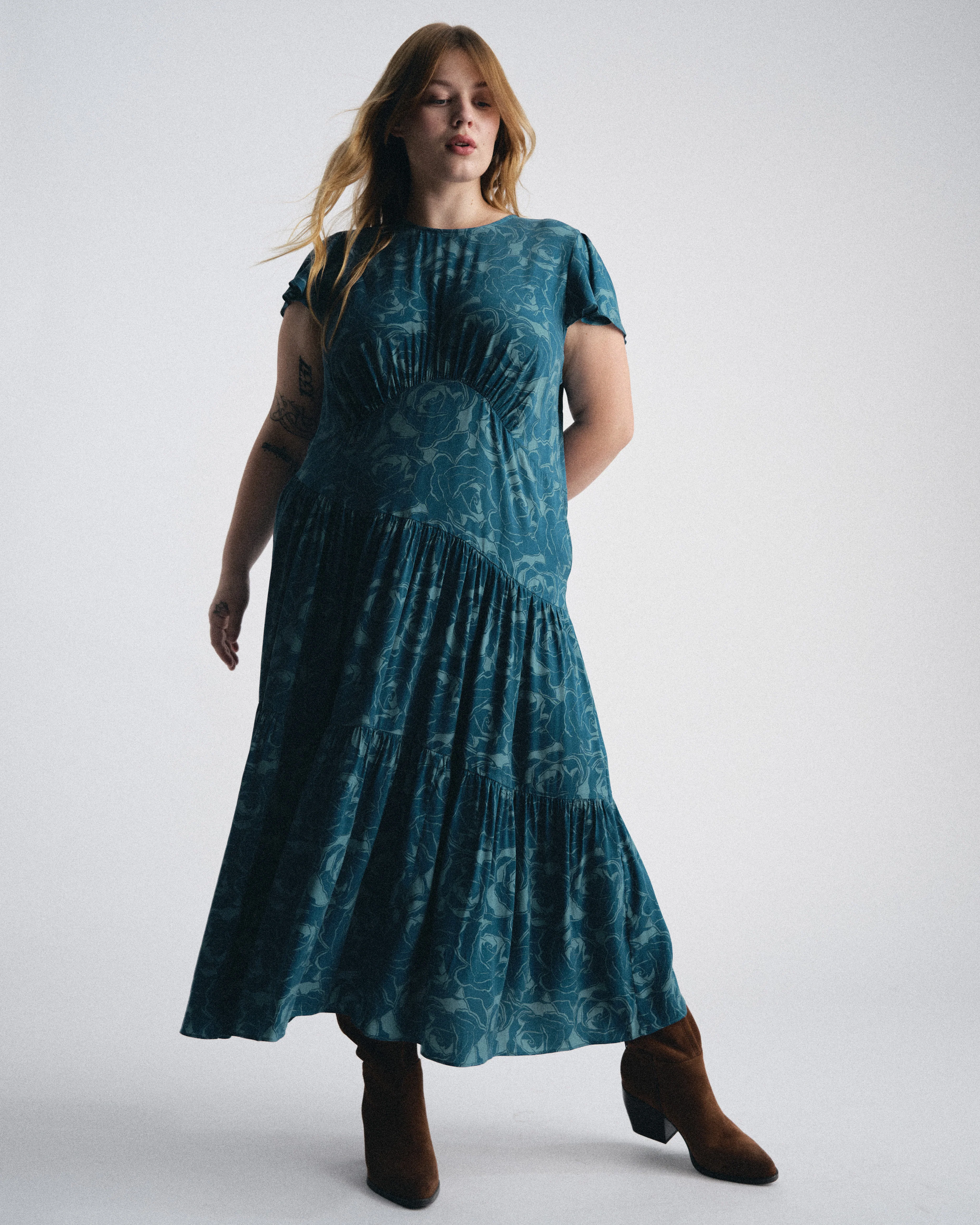 Mariella Stretch Cupro Dress - Rose Print in Deep Teal - Image 2