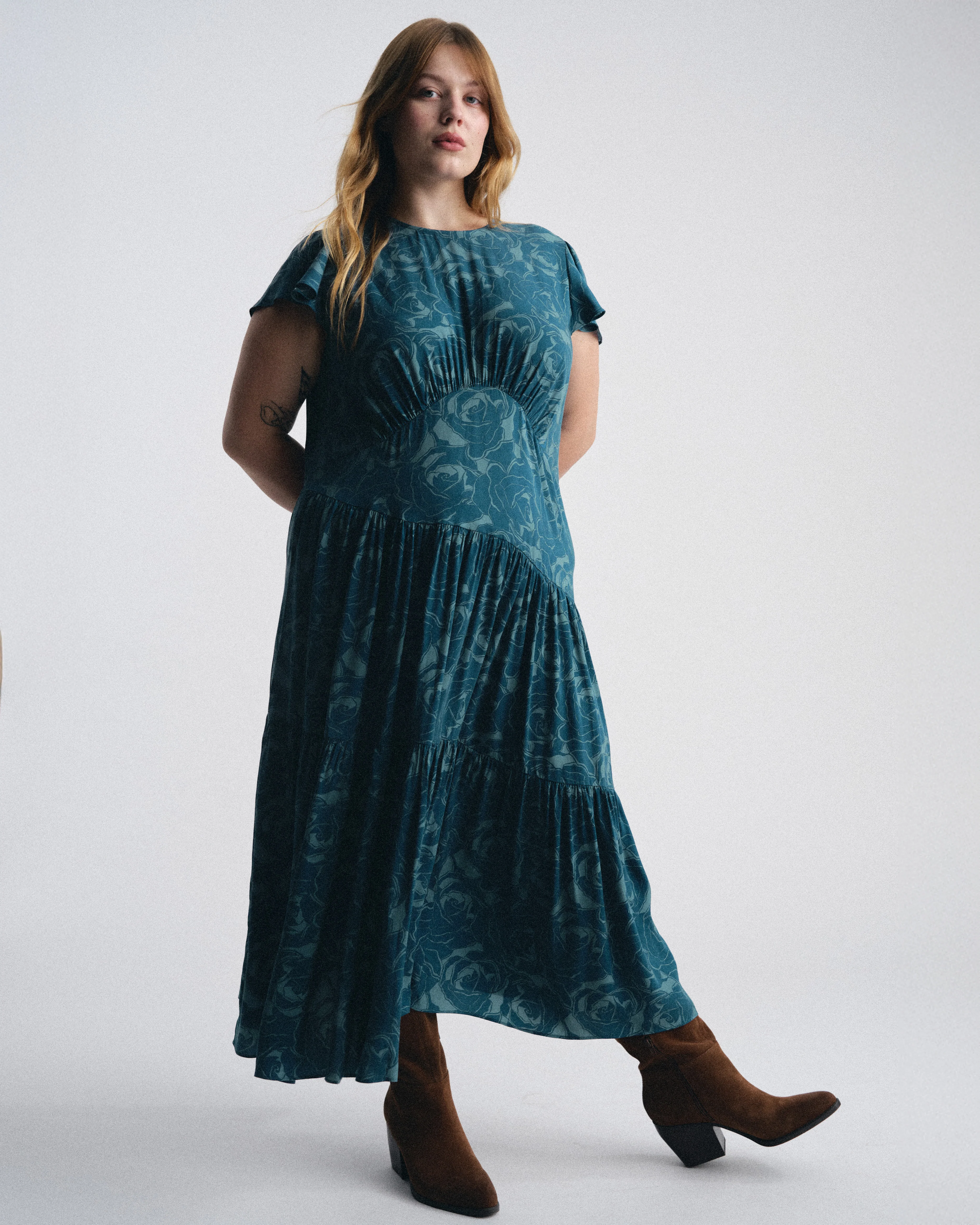 Mariella Stretch Cupro Dress - Rose Print in Deep Teal - Image 7