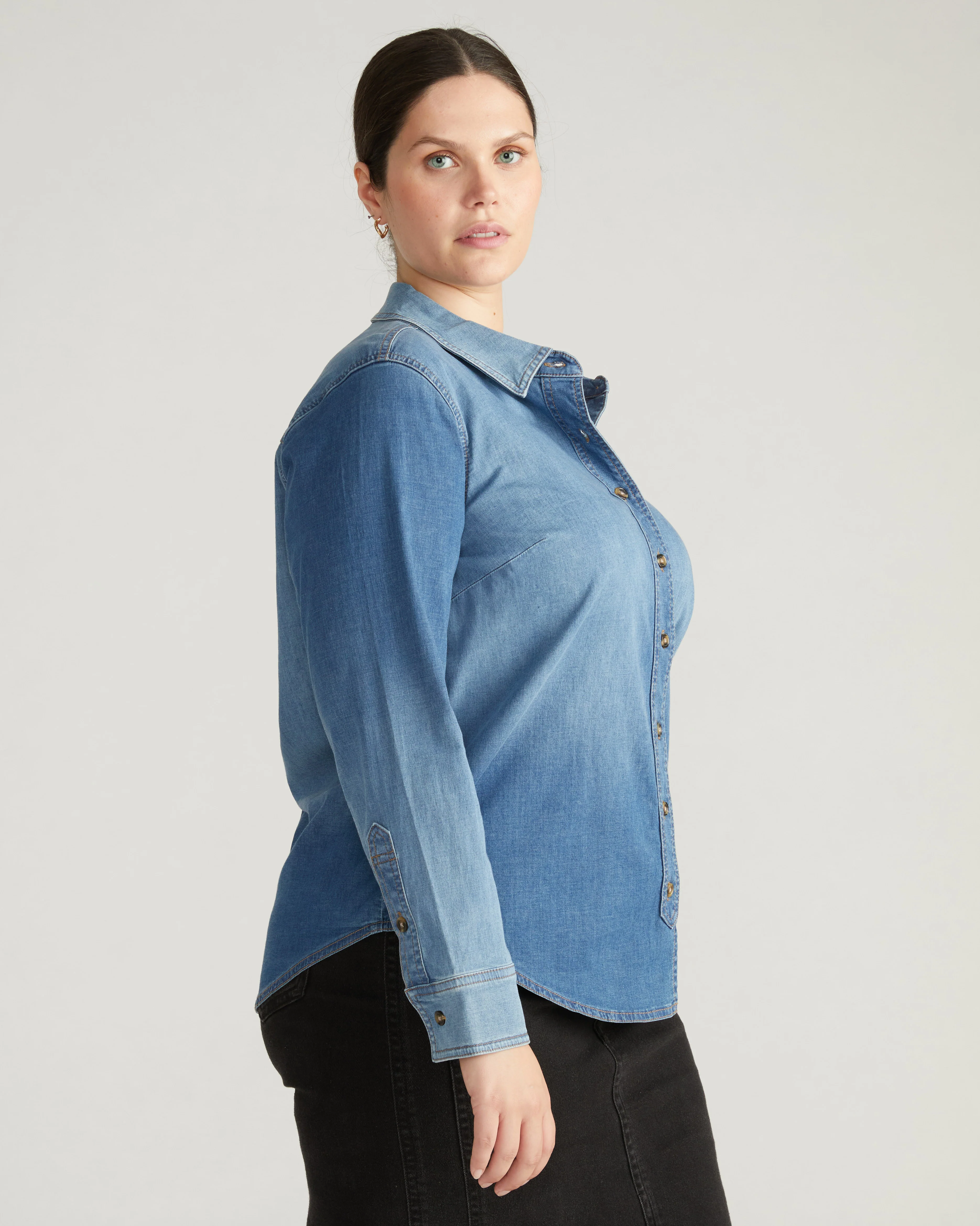 Minimalist Stretch Cotton Chambray Shirt - Vintage Indigo - Image 4