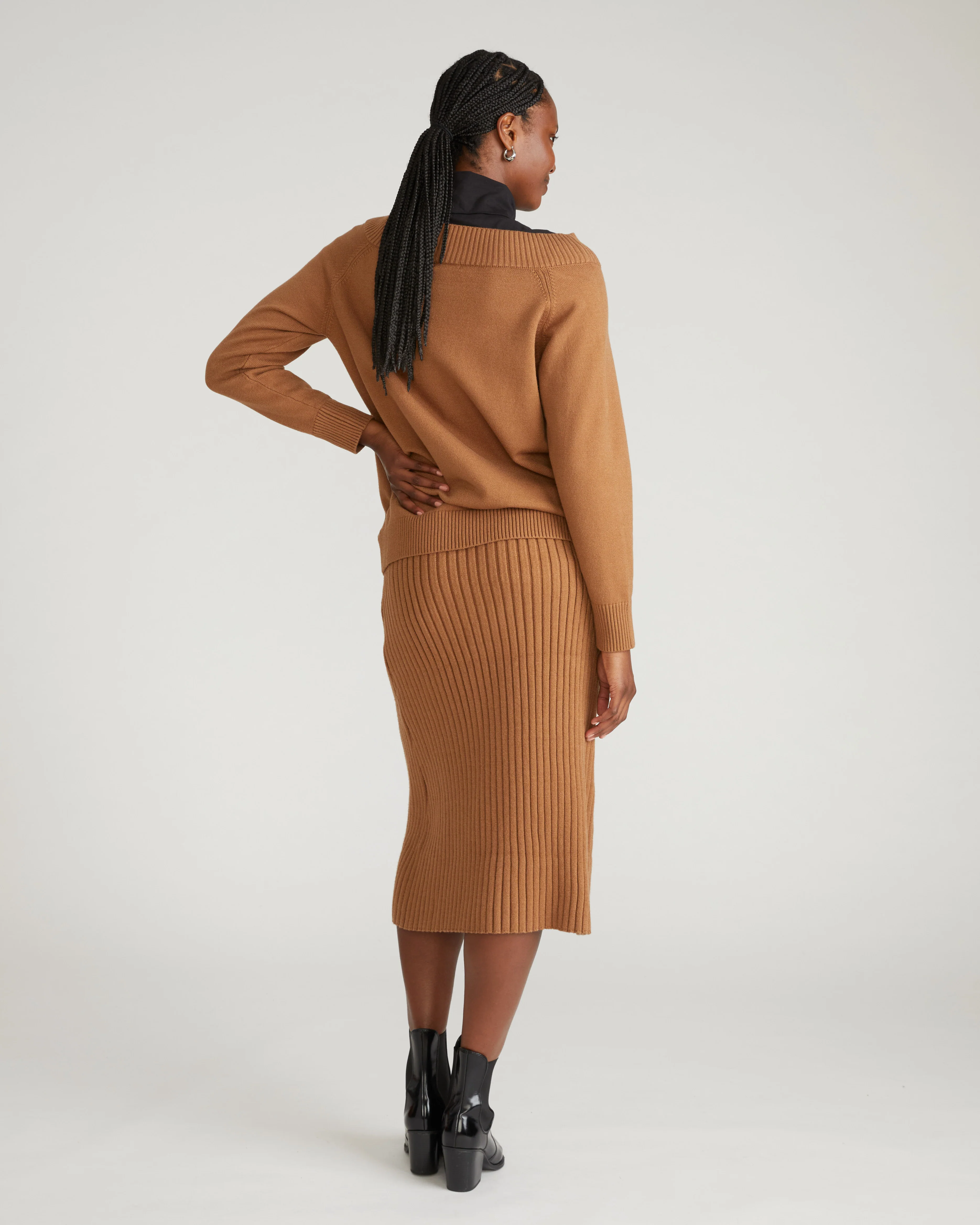 Noomi Cold Shoulder Sweater - Classic Camel - Image 5