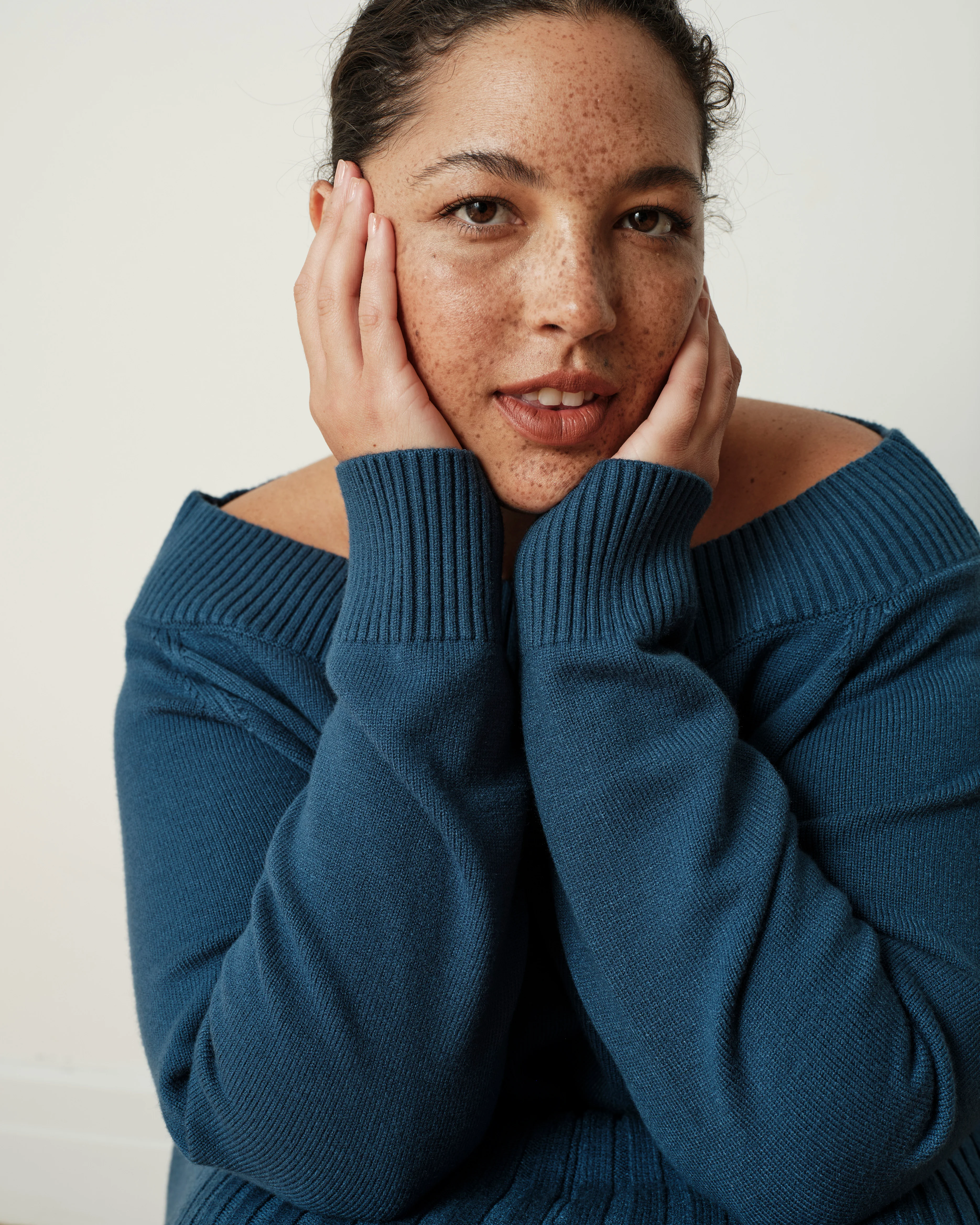 Noomi Cold Shoulder Sweater - Deep Teal - Image 3