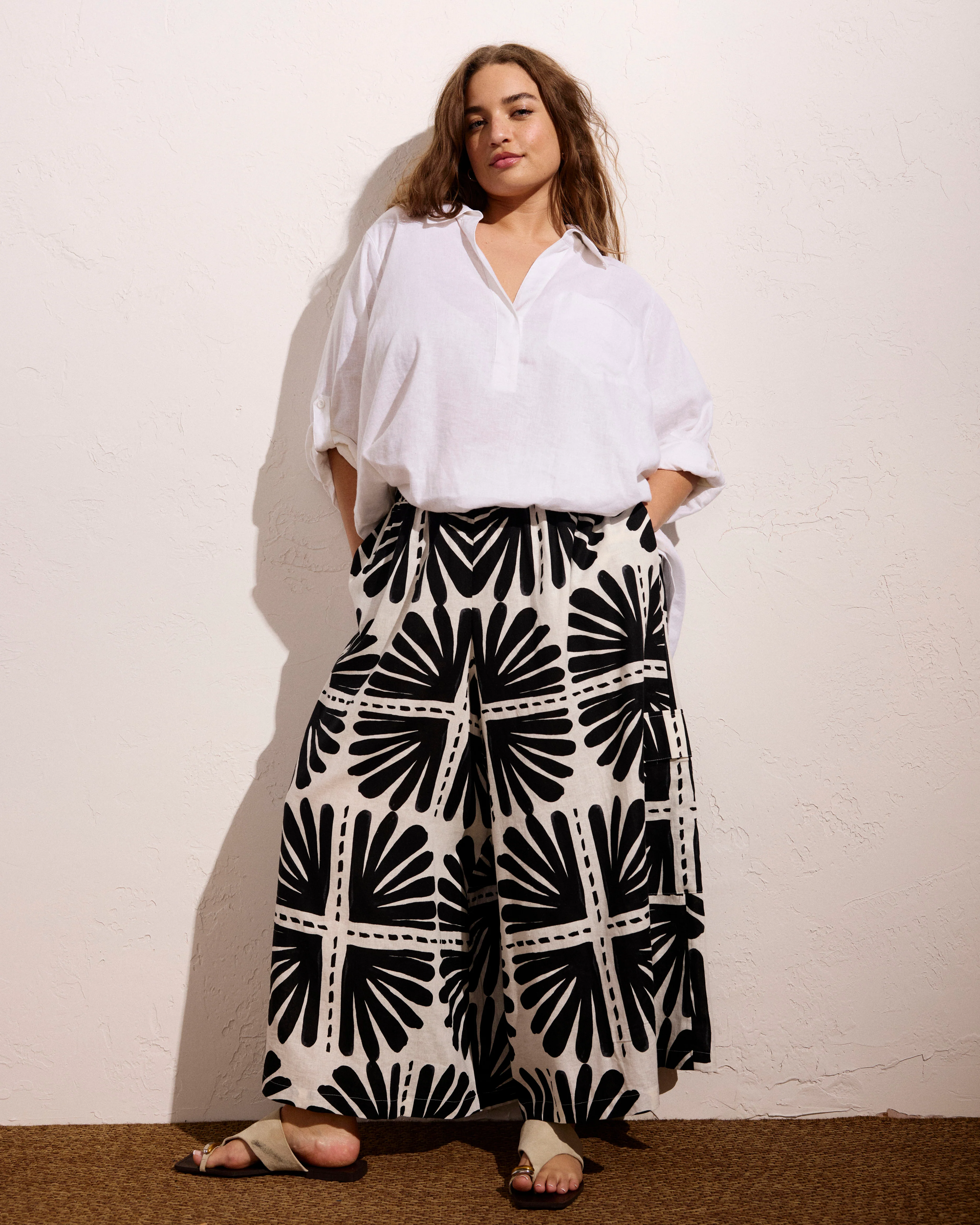 Palazzo Cargo Linen Pant - Ink Bloom Print - Image 3