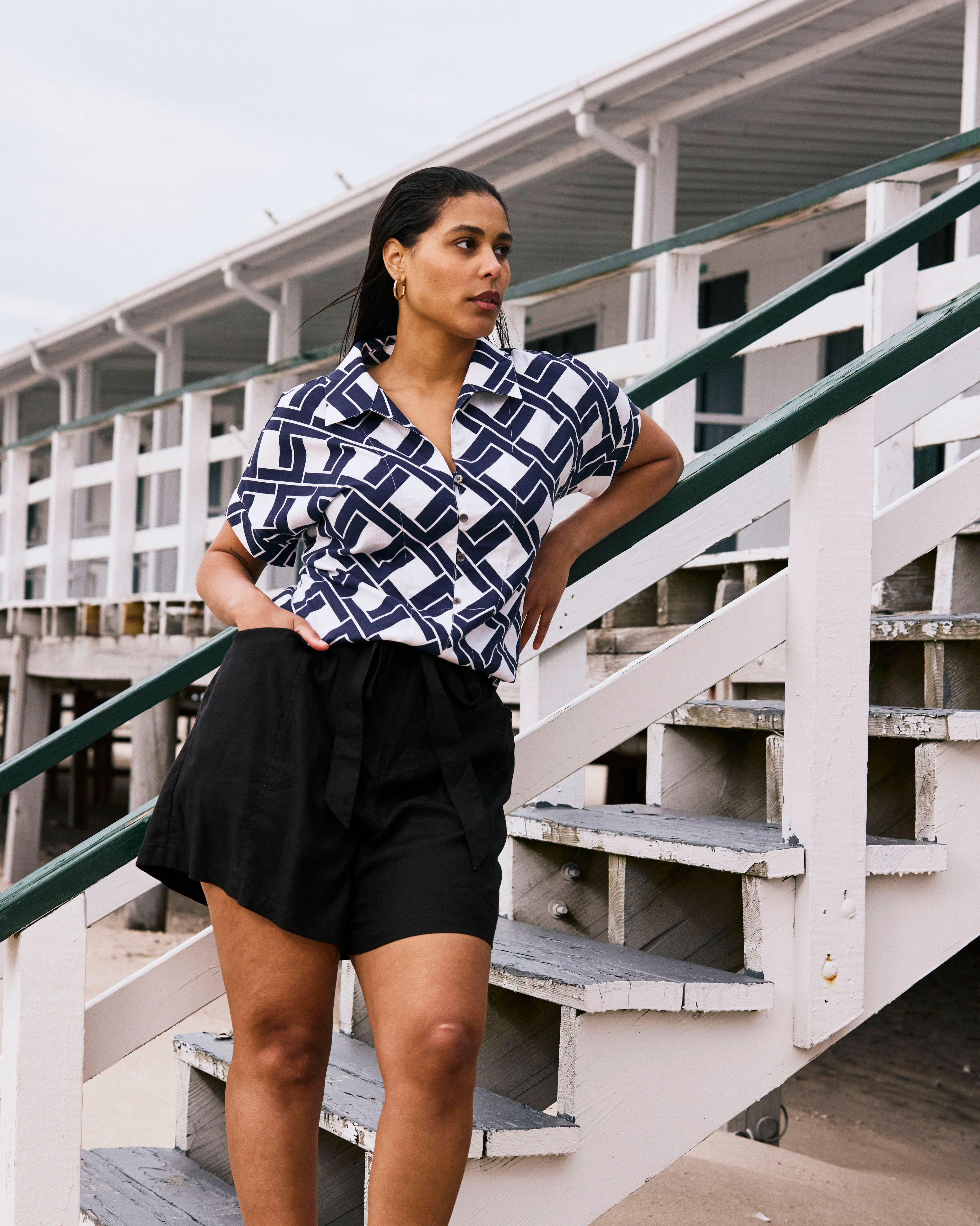Sandy Short Sleeve Stretch Linen Shirt - Geometrica Print - Image 6
