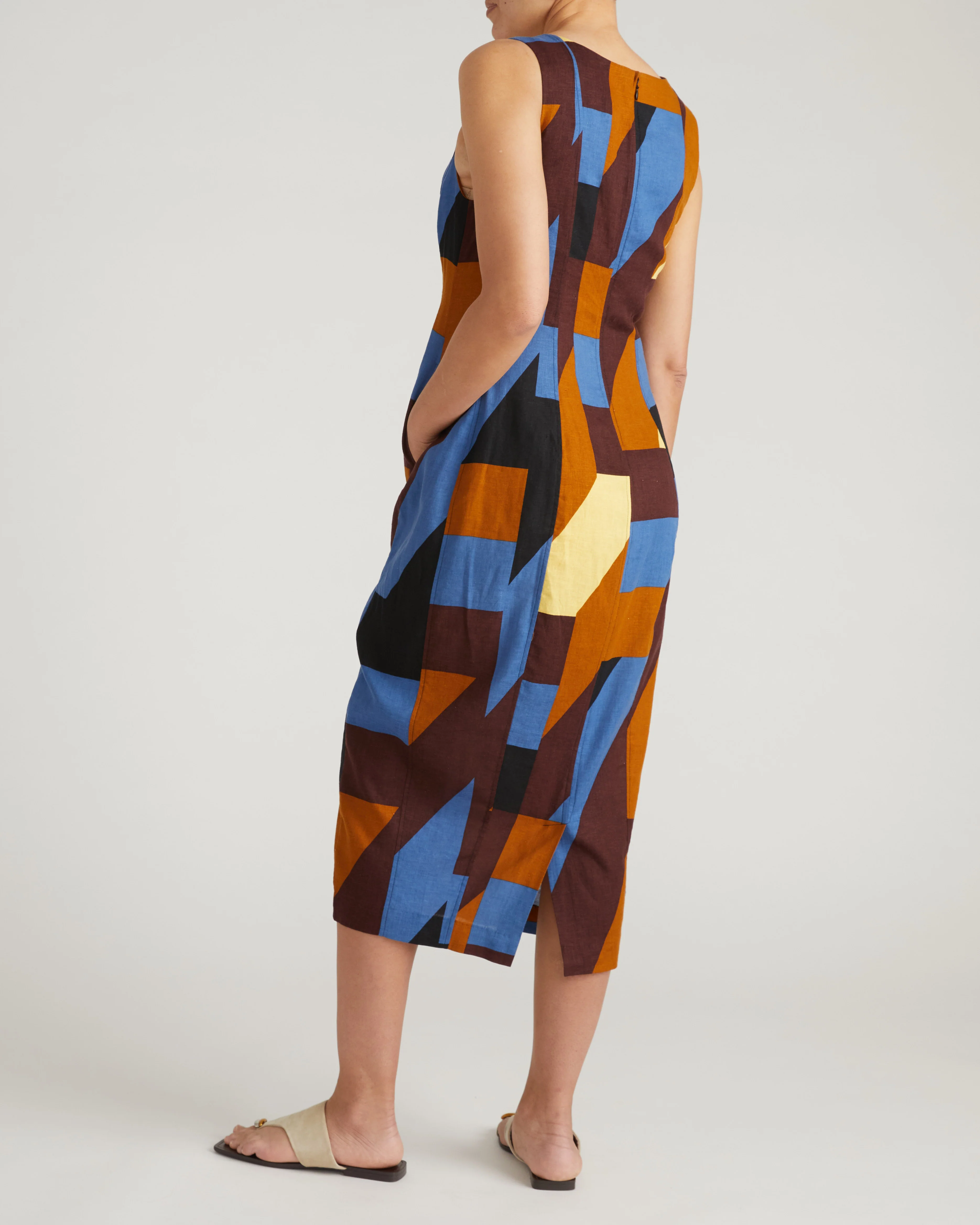 Saulay Square Neck Linen Midi Dress - Beach Ombra Print - Image 8