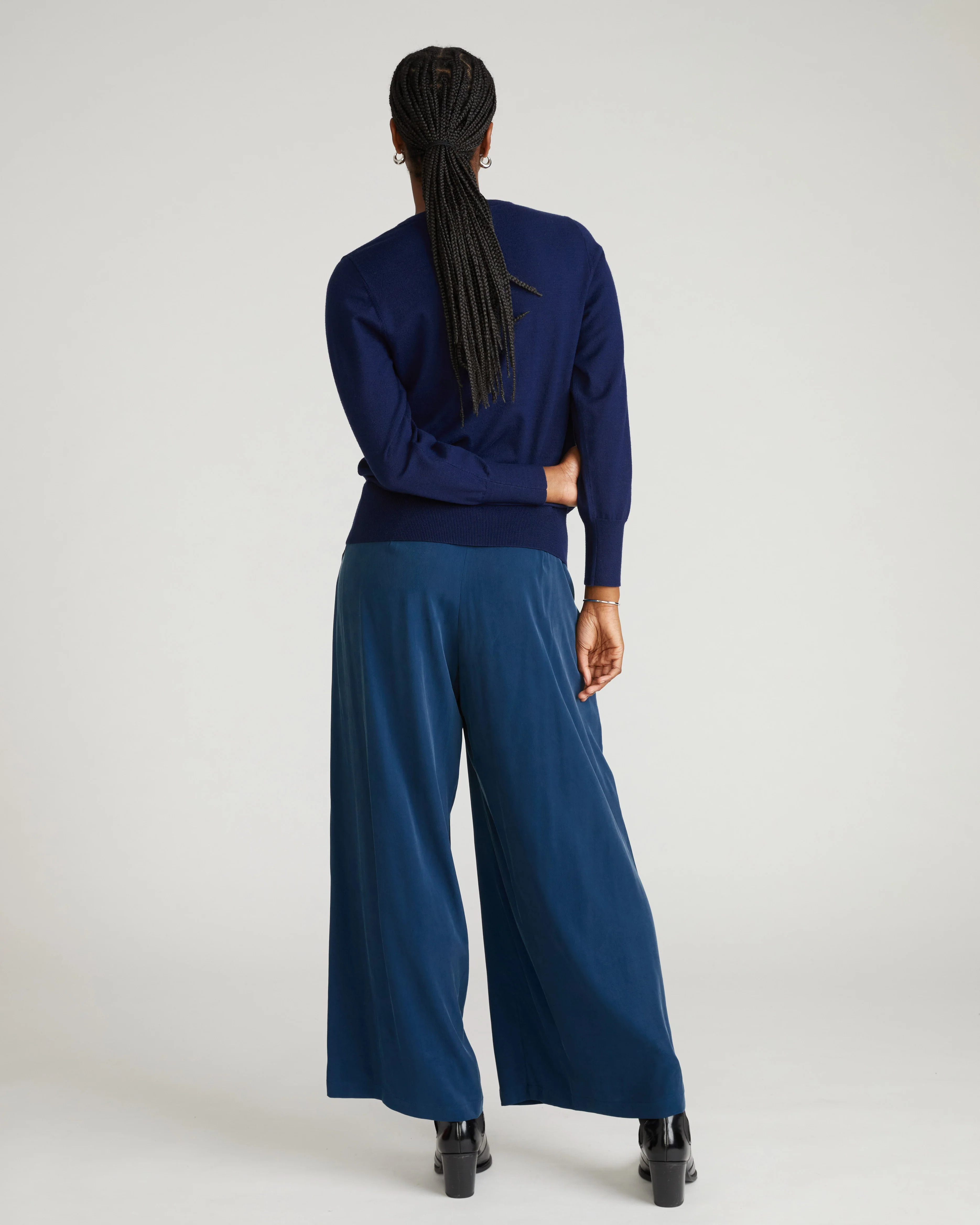 Savvy Fine Knit Crew Sweater - Midnight - Image 5