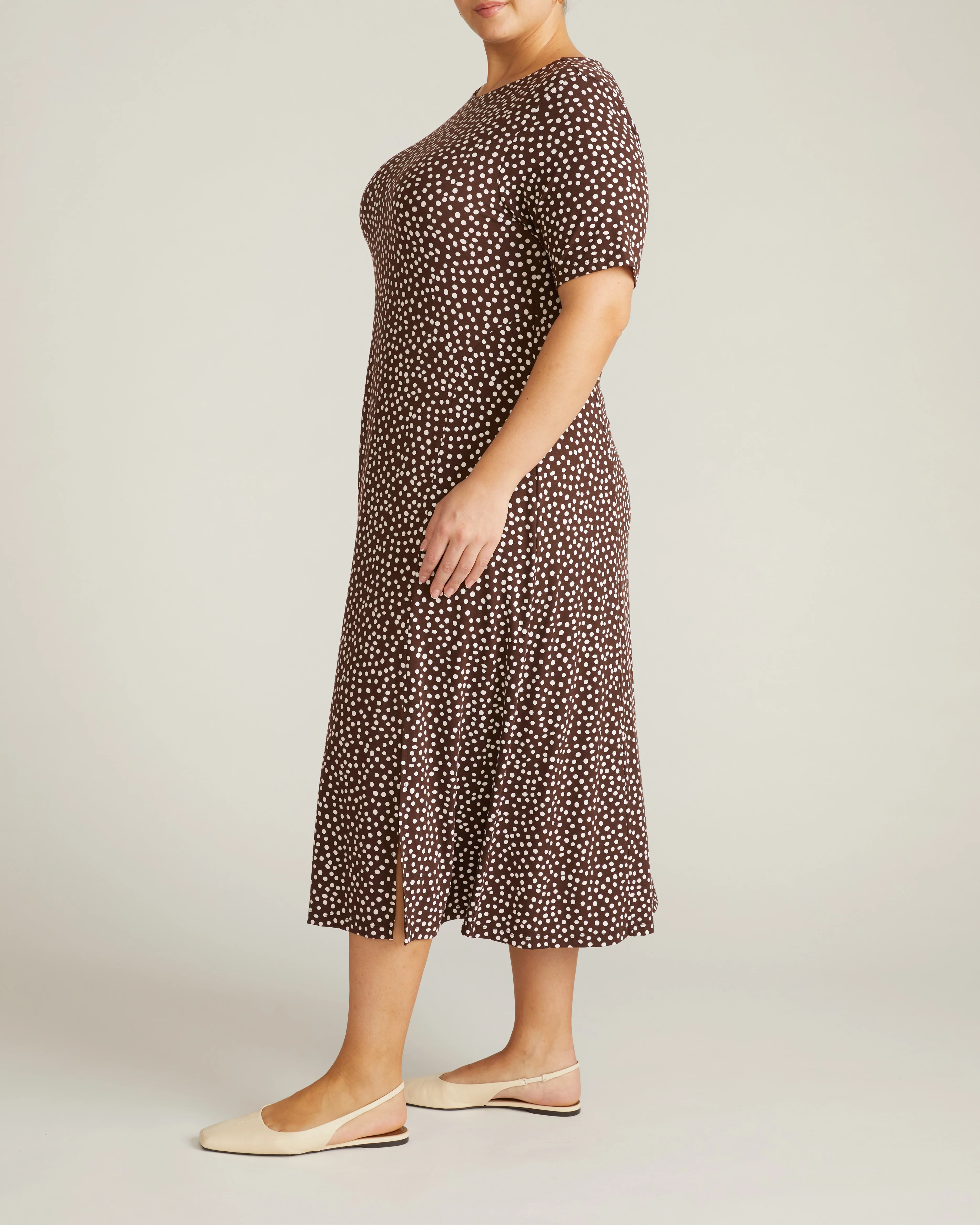 Serena Boatneck Divine Jersey Dress - Brown/White Dot Print - Image 4