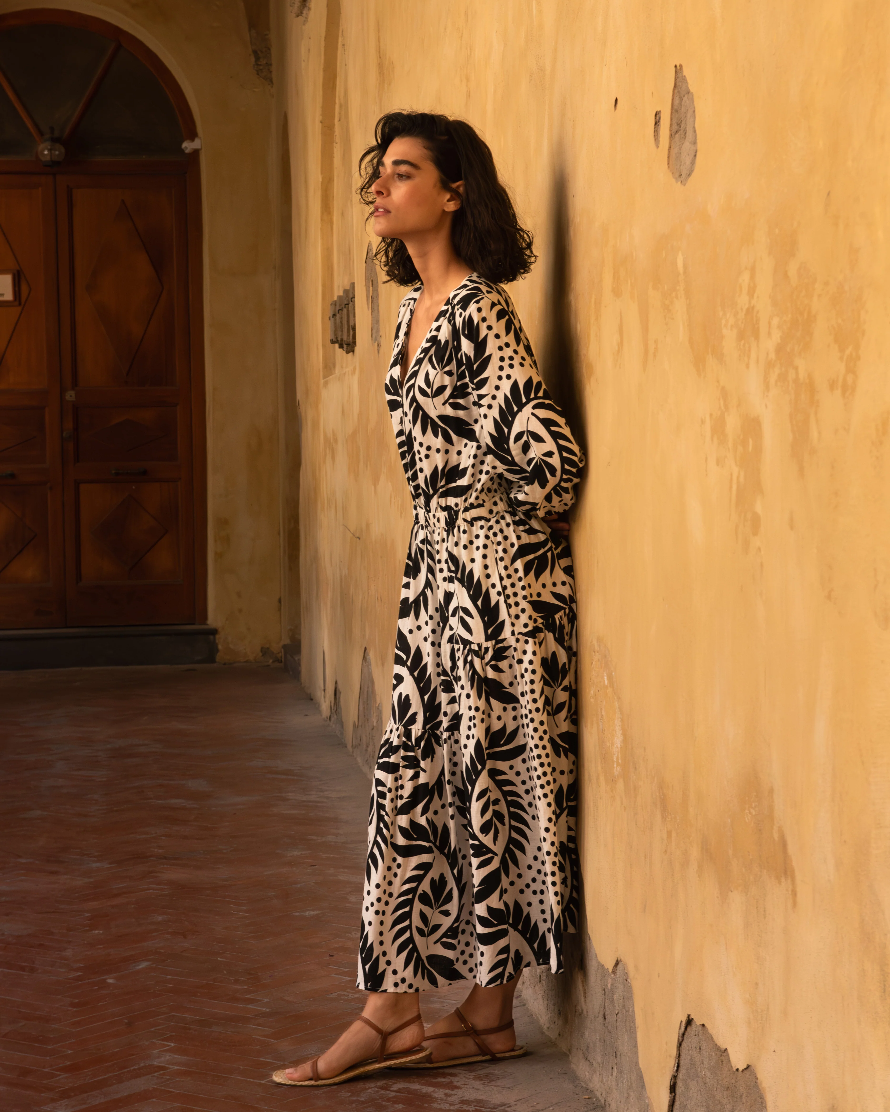 Sorrento Linen Midi Dress - Vine Print - Image 9