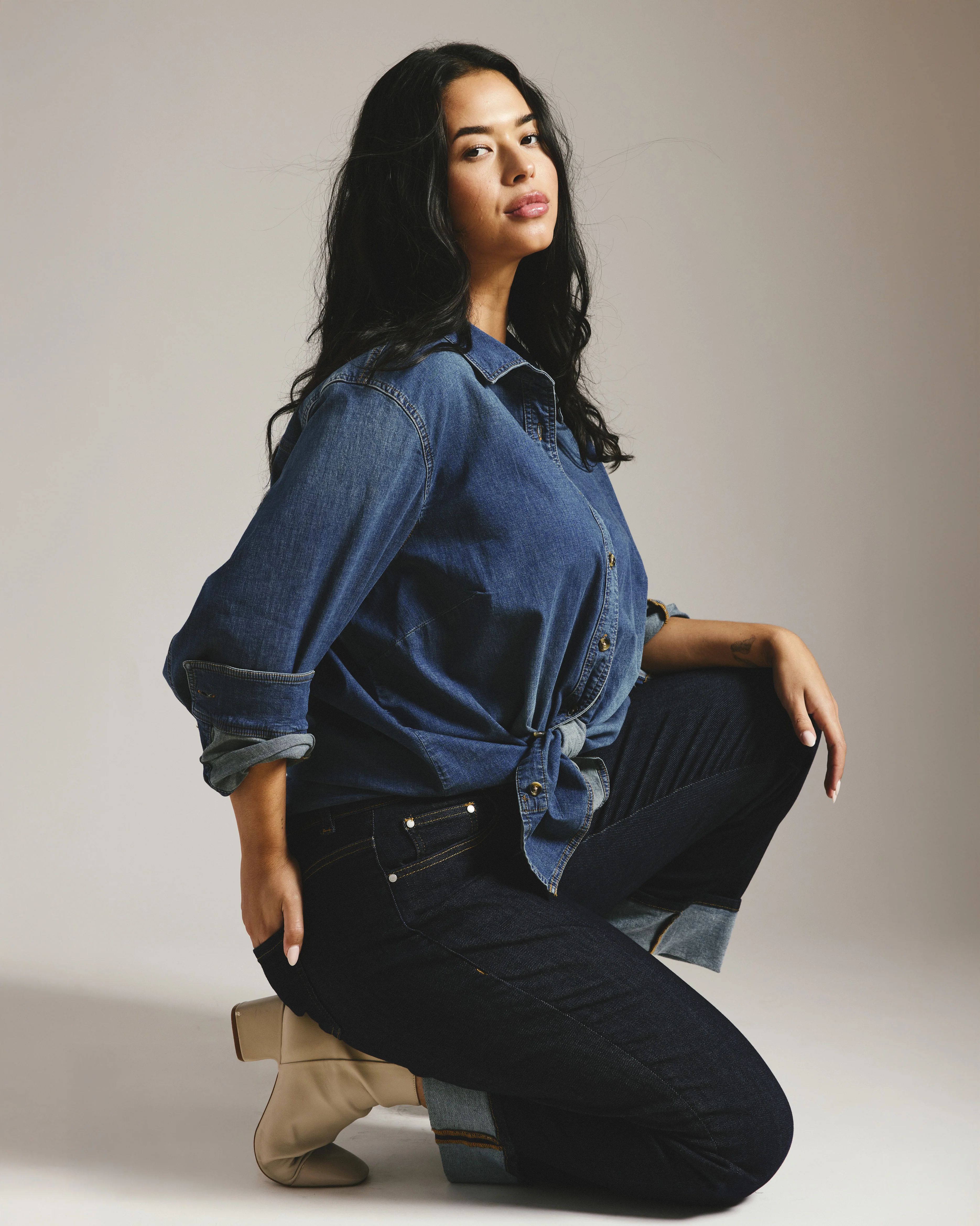 Stevie High Rise Cuffed Straight Leg Jeans - Vintage Indigo Selvedge - Image 3