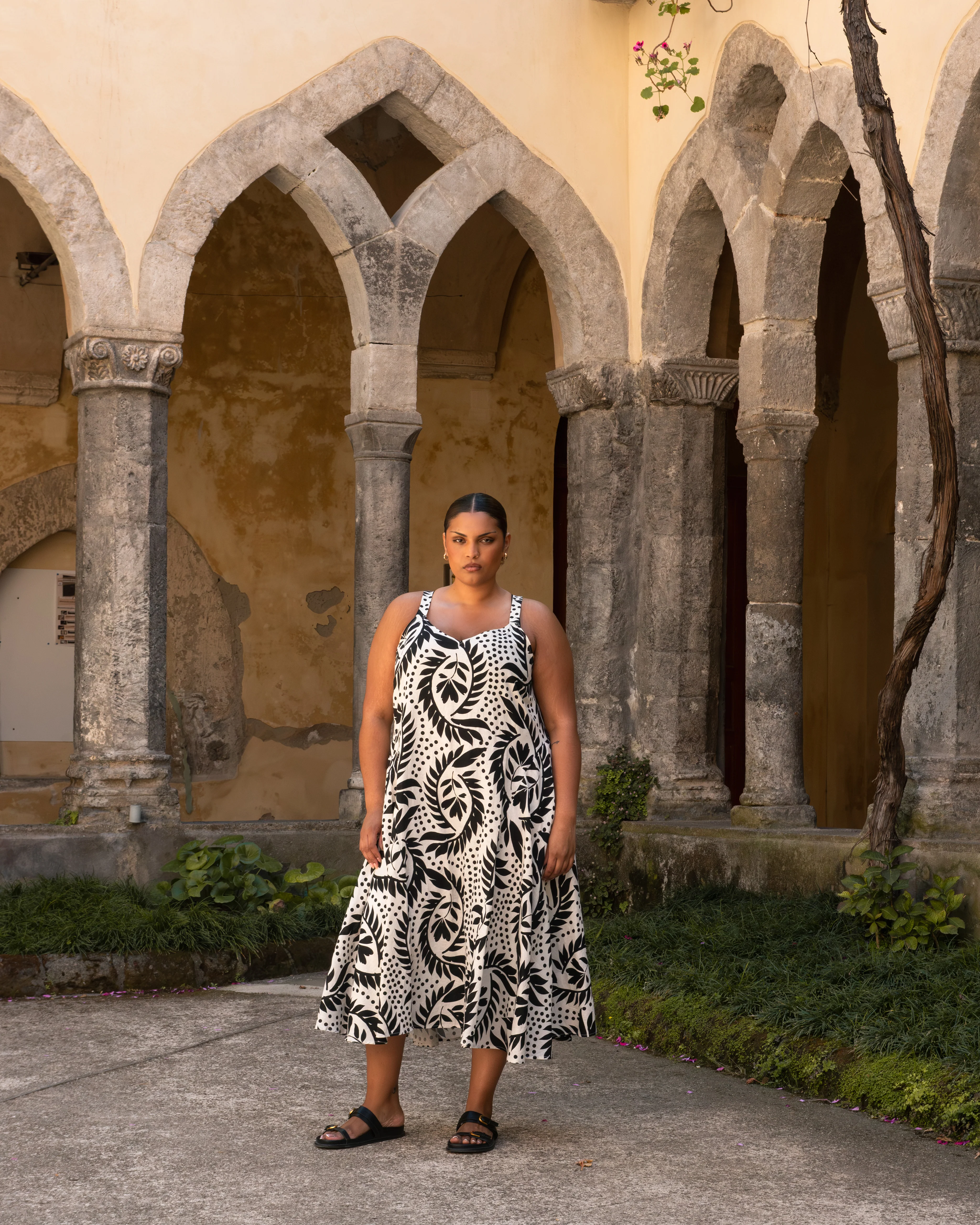 Sunshower Flowy Linen Dress - Vine Print - Image 3