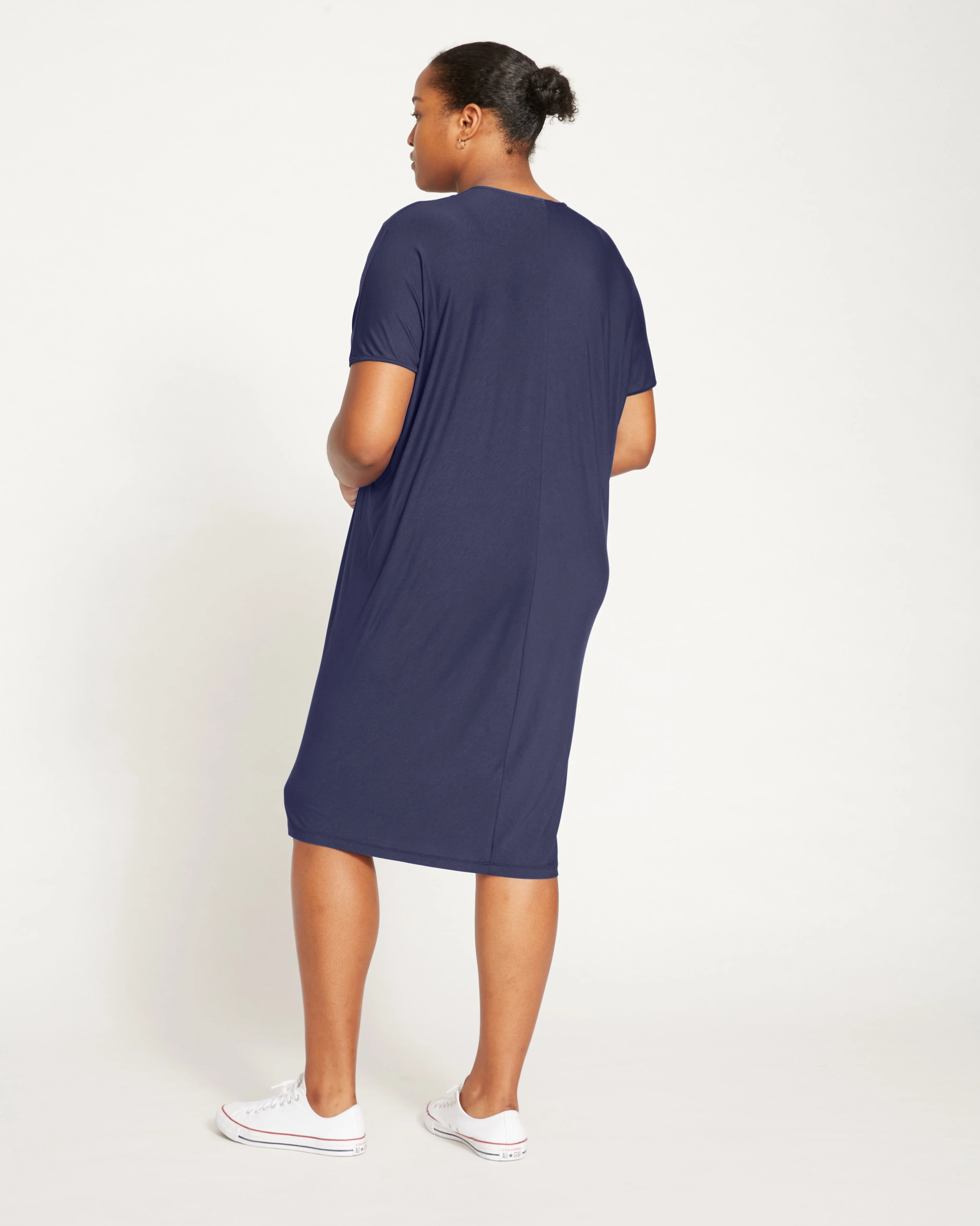 Teresa Liquid Jersey V-Neck Dress - Midnight - Image 4