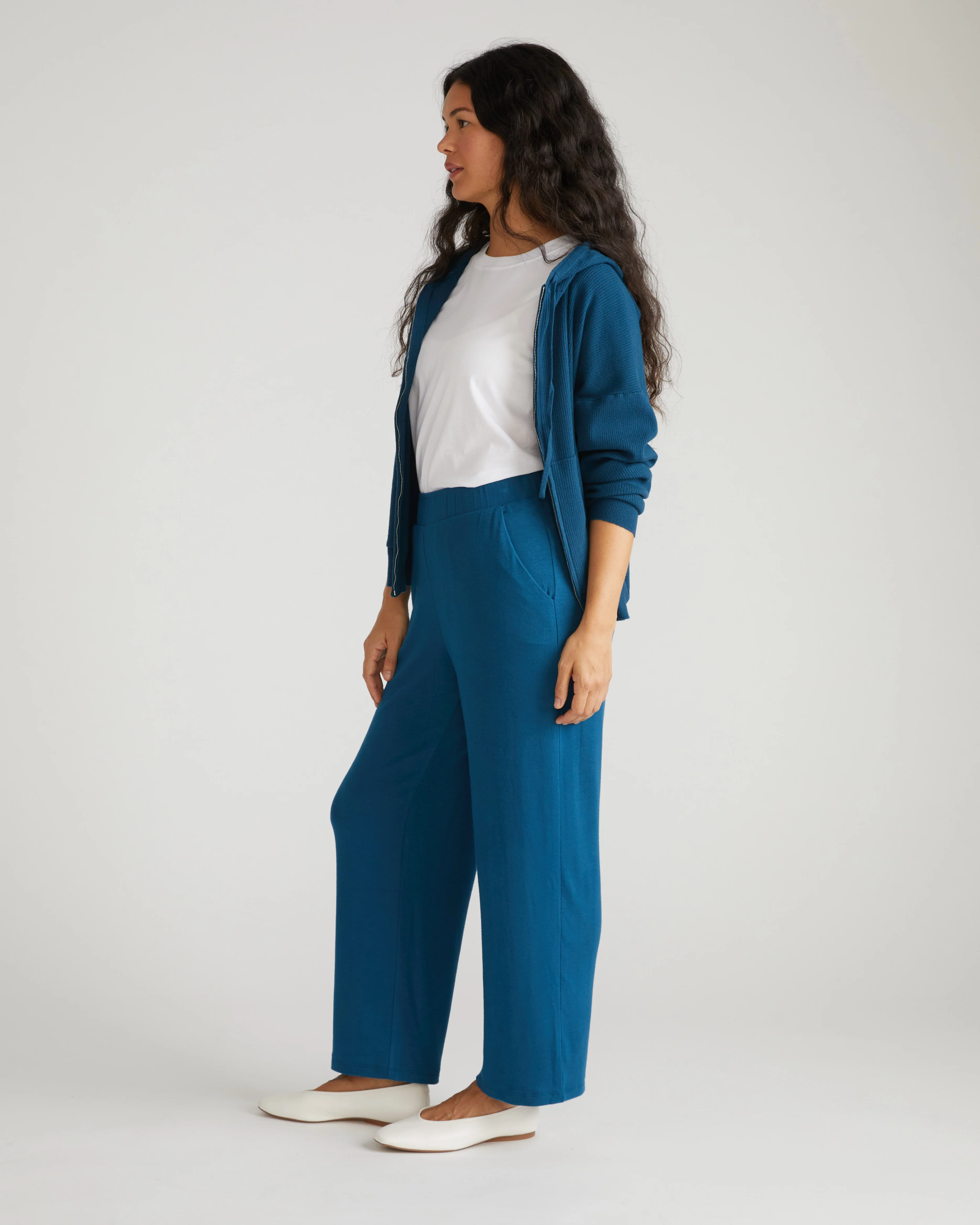 TravelKnit Relaxed Pants - Blue Teal - Image 4