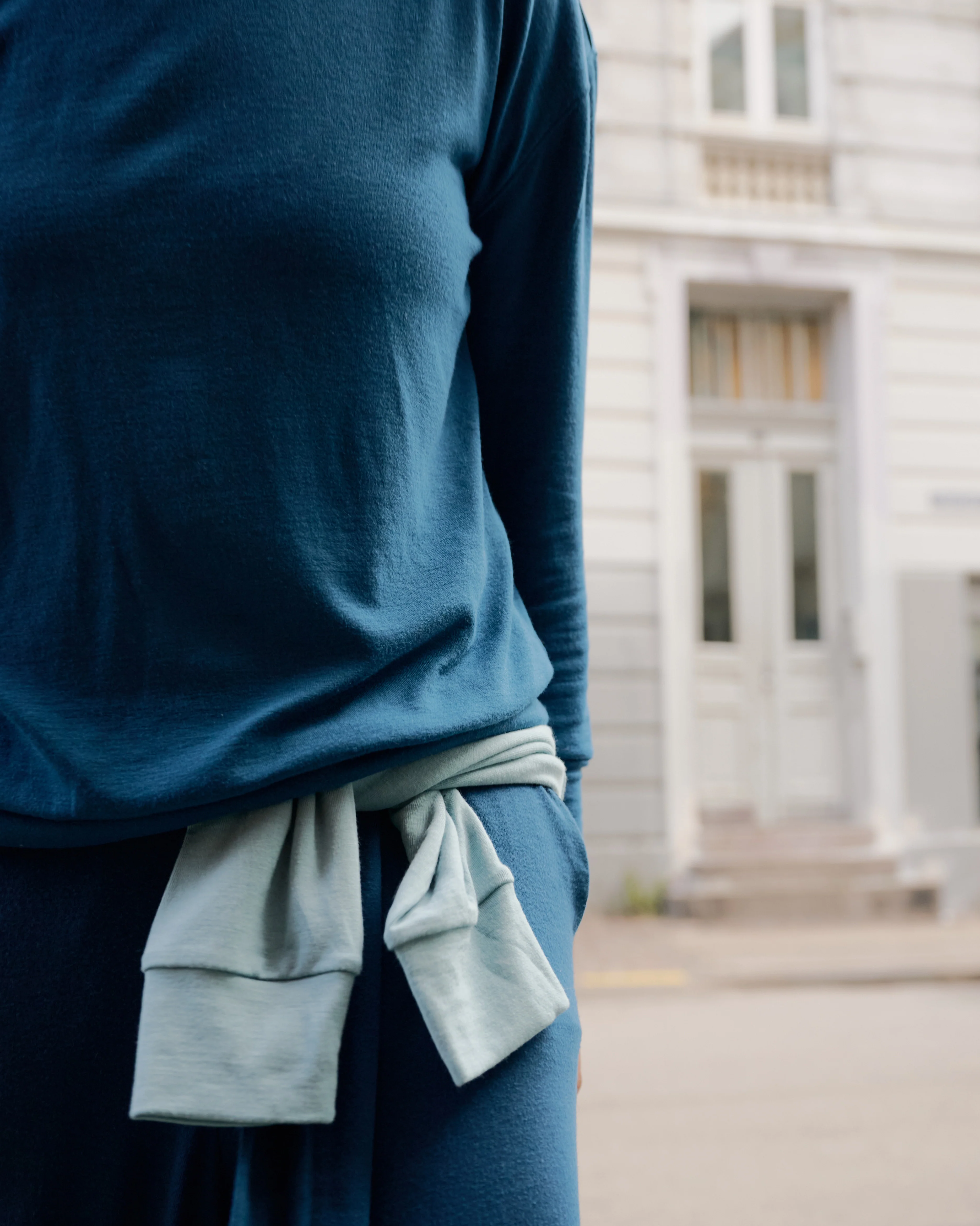 TravelKnit Sweatshirt - Blue Teal - Image 3