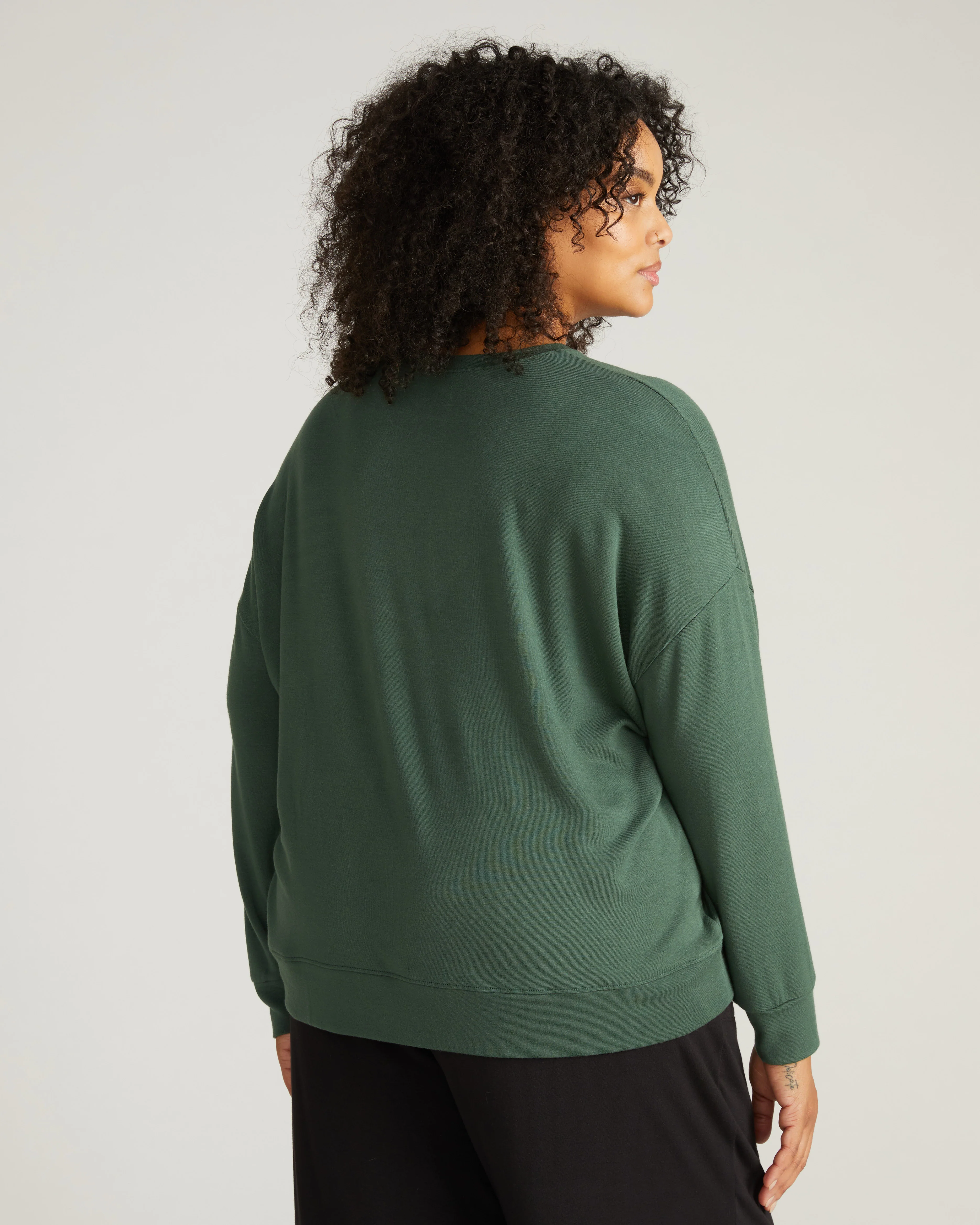 TravelKnit Sweatshirt - Conifer - Image 3