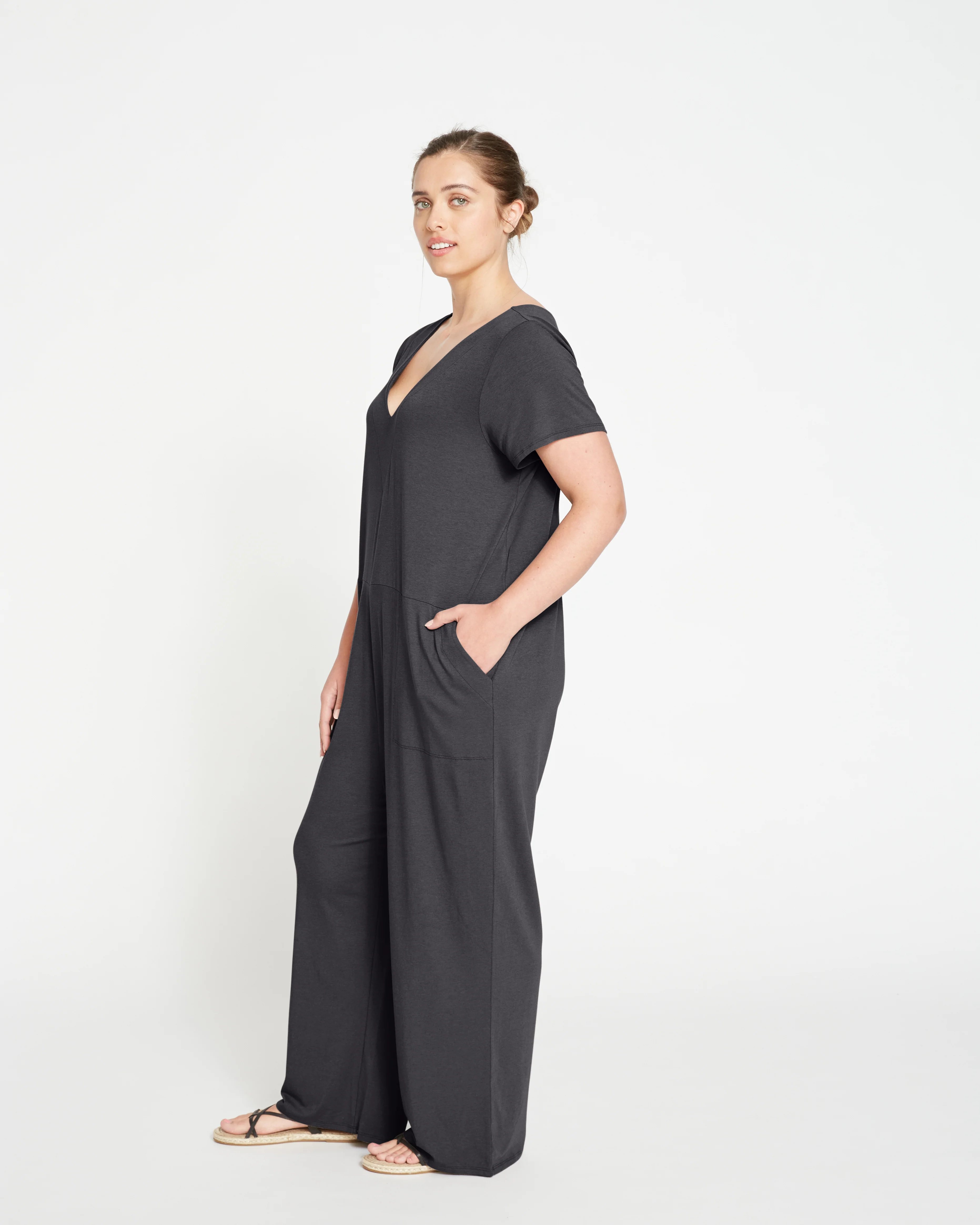 UltimateS Jemma V Neck Jumpsuit - Black - Image 3